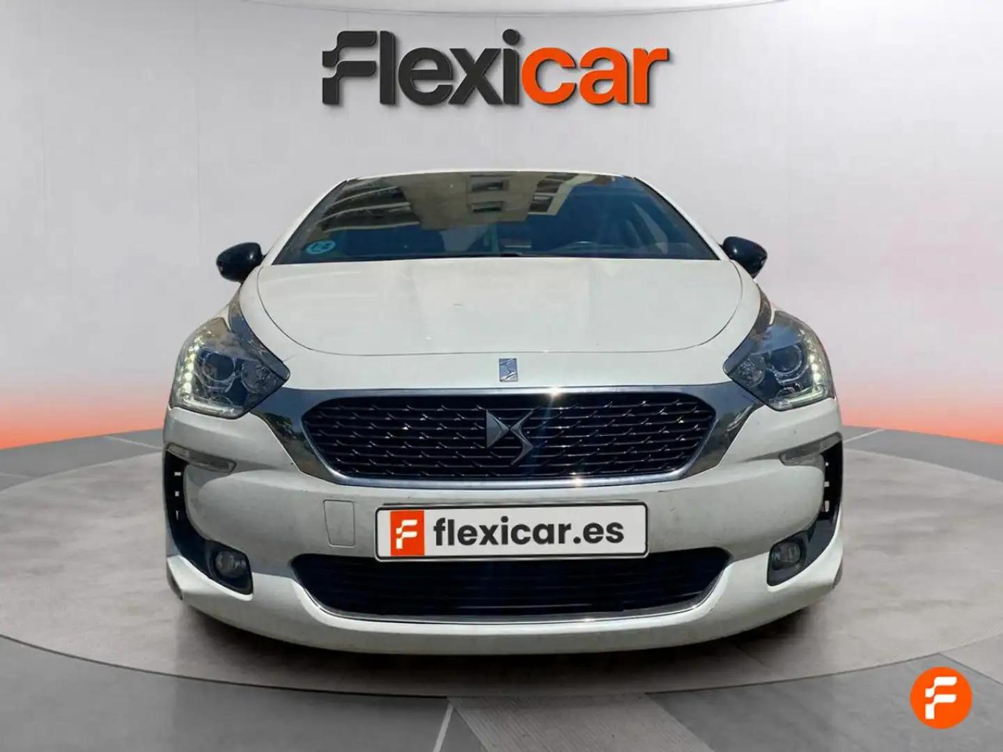 DS Automobiles DS 5 1.6BlueHDi Desire 120 Blanc - 2