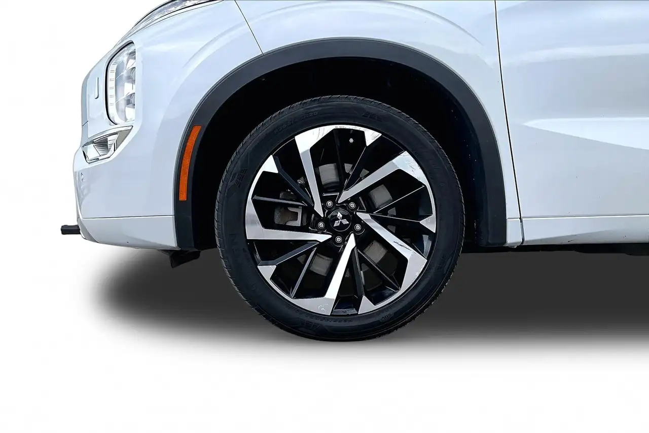 Mitsubishi Outlander снимка Mitsubishi Outlander