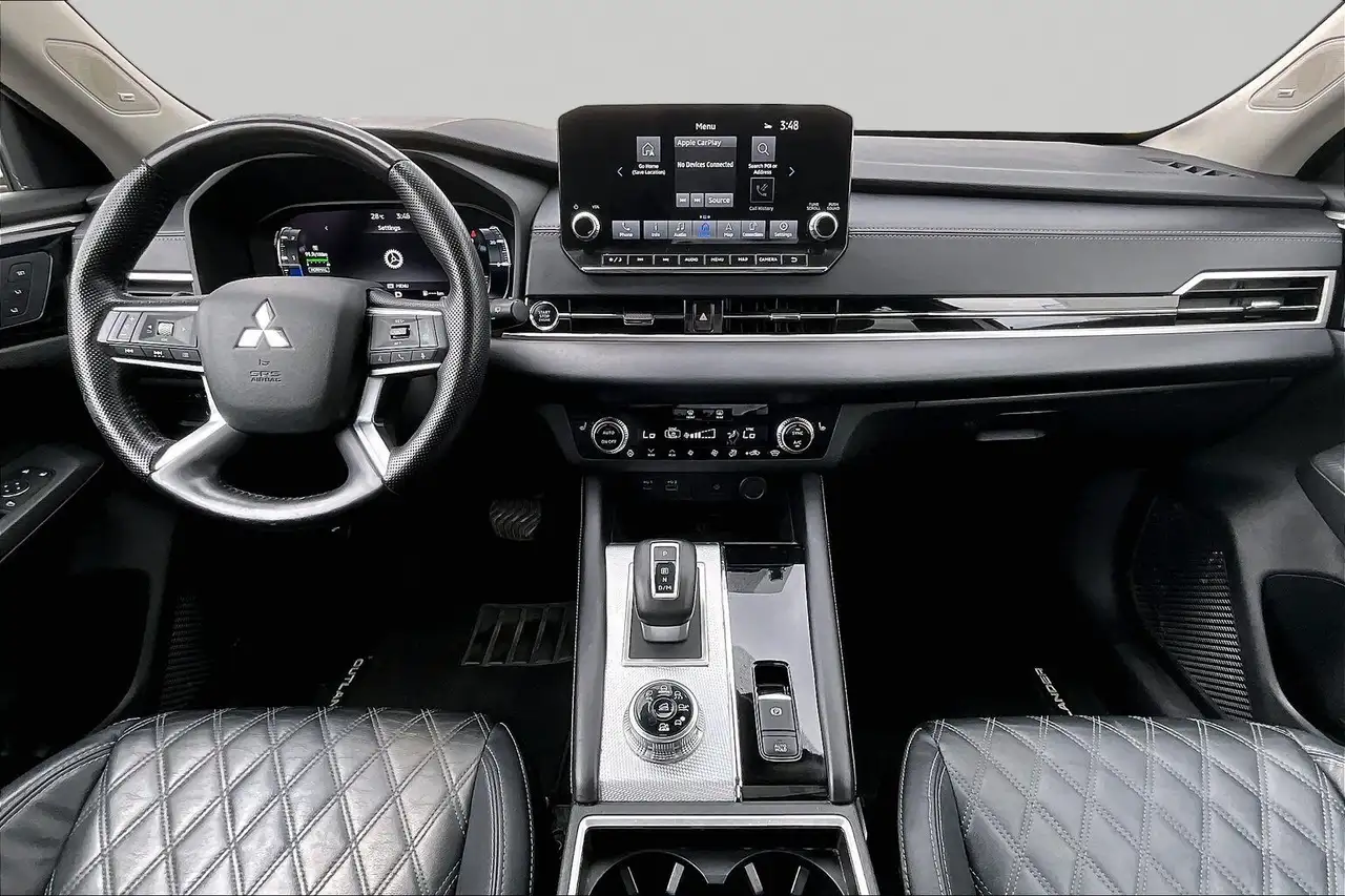 Mitsubishi Outlander снимка Mitsubishi Outlander