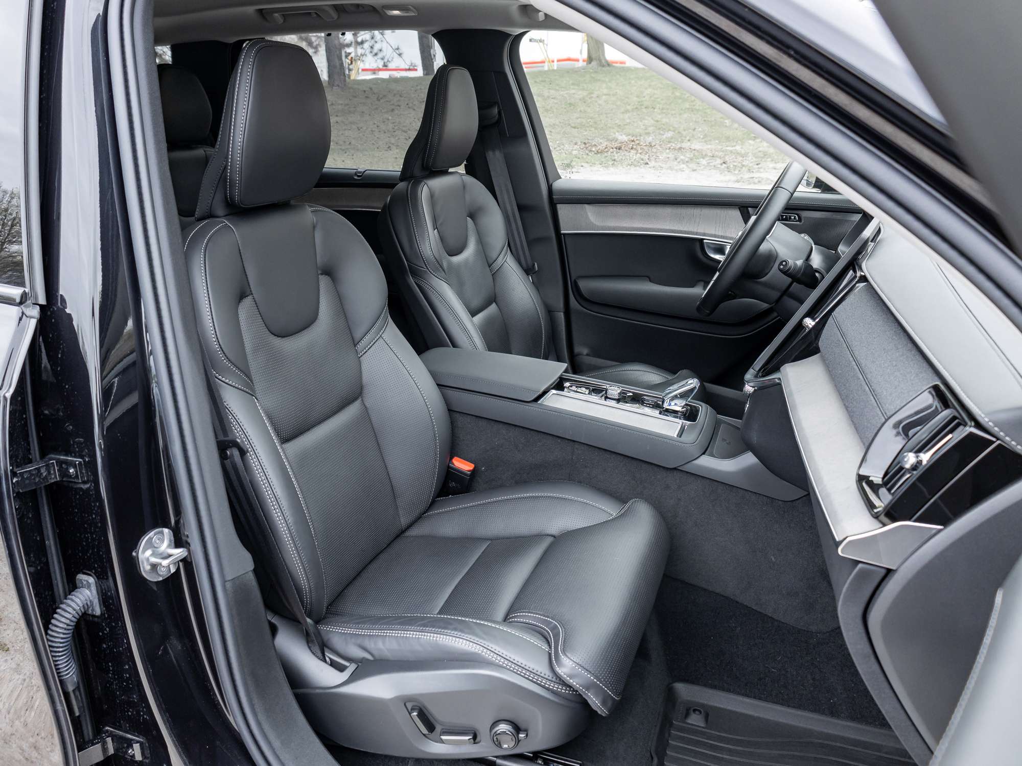 2026 Volvo XC90 B6 AWD ULTRA |LIKE NEW |VOLVO CPO |HARMAN KARDON thumb 27
