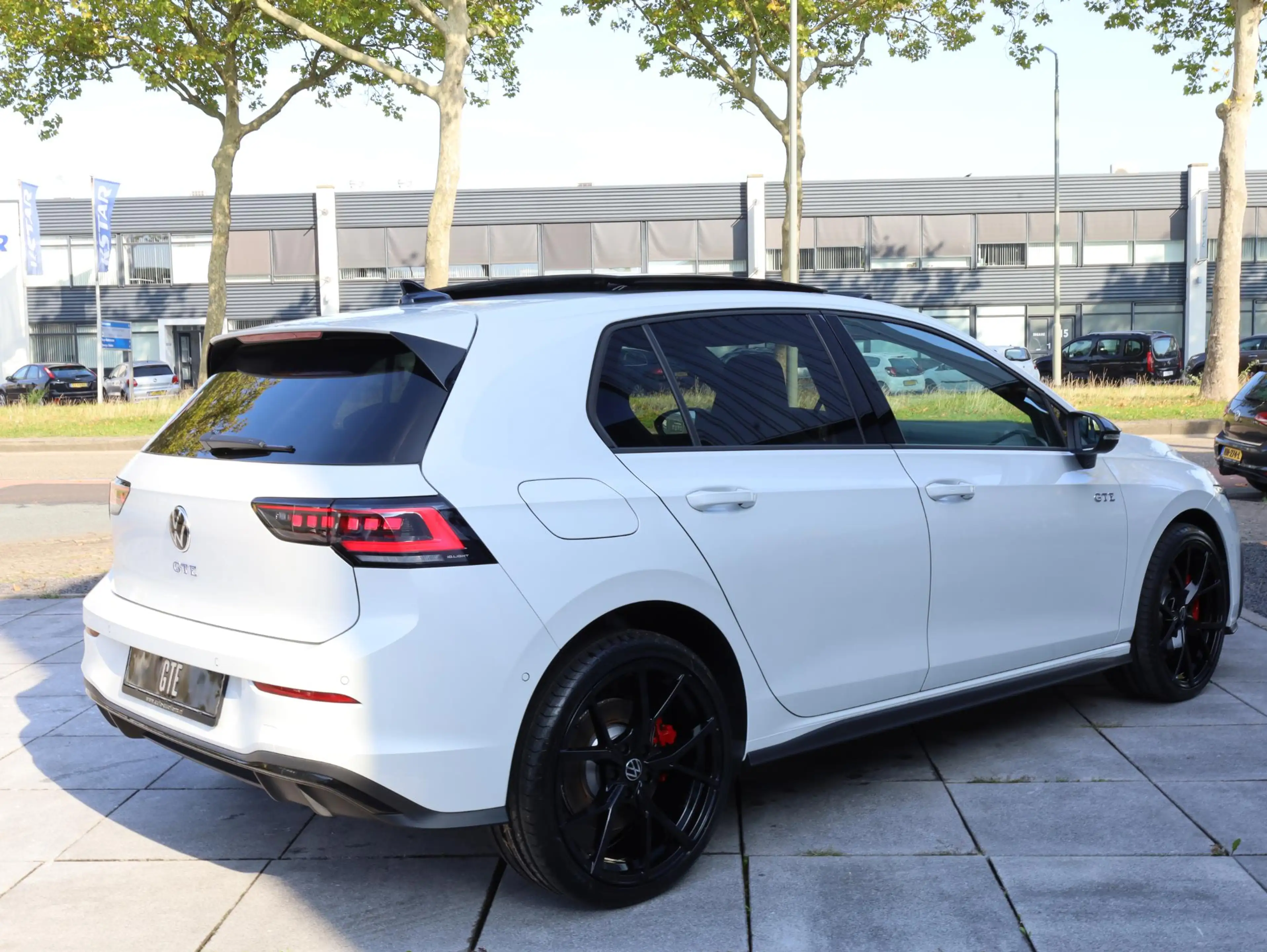Volkswagen Golf GTE 1.5 eHybrid 272PK | Panodak | Leer | Black Style | — photo 24