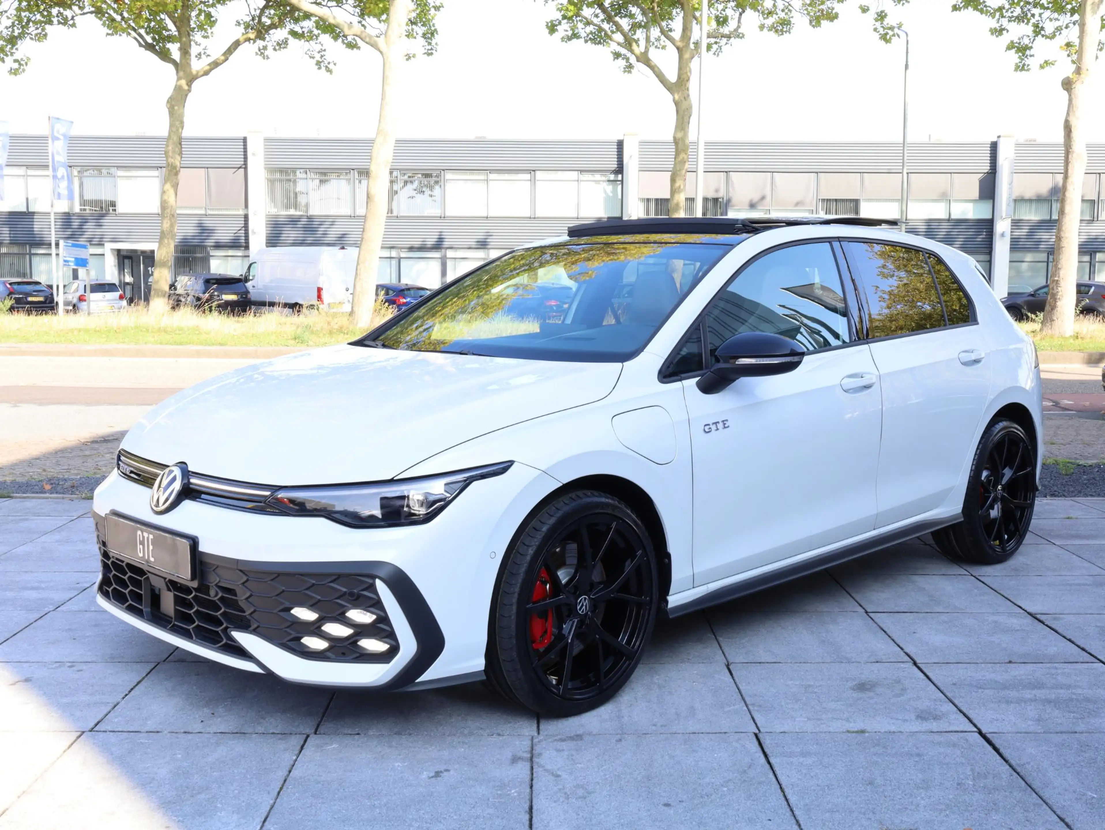 Volkswagen Golf GTE 1.5 eHybrid 272PK | Panodak | Leer | Black Style | — photo 28