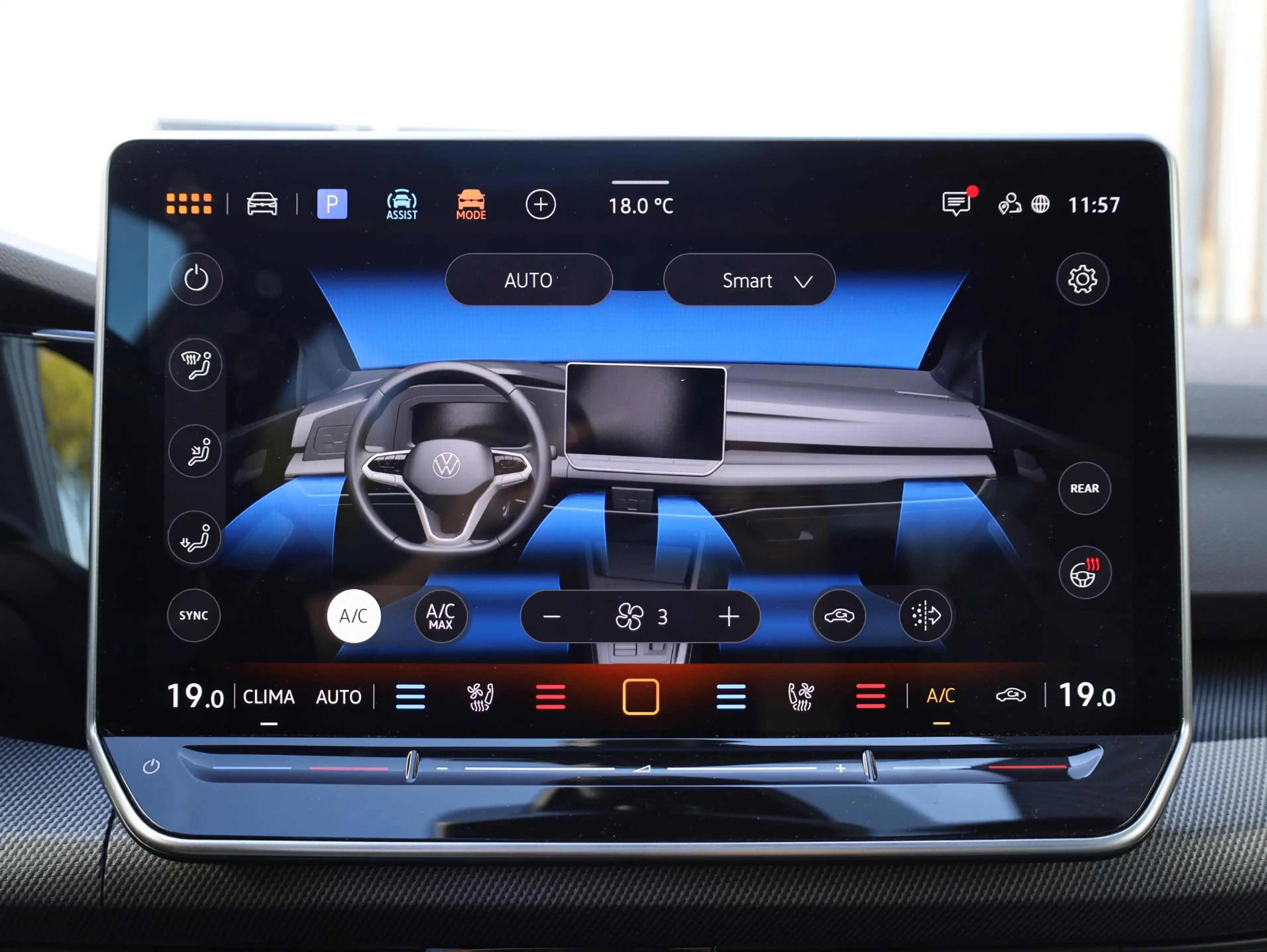 Volkswagen Golf GTE 1.5 eHybrid 272PK | Panodak | Leer | Black Style | — photo 17