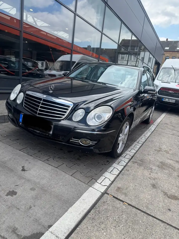 Mercedes-Benz E 280