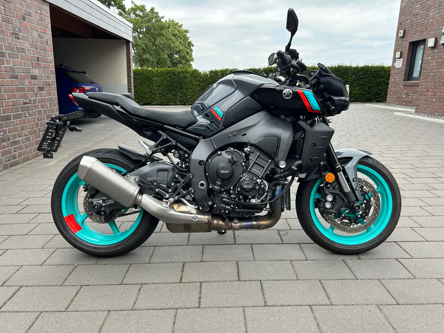 Yamaha MT-10 Grigio - 1