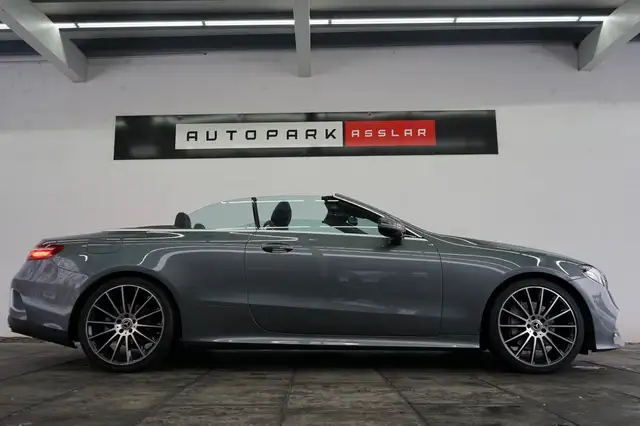 Mercedes-Benz E 200 Cabriolet 9G/2xAMG Line/LED/Burmester/19z