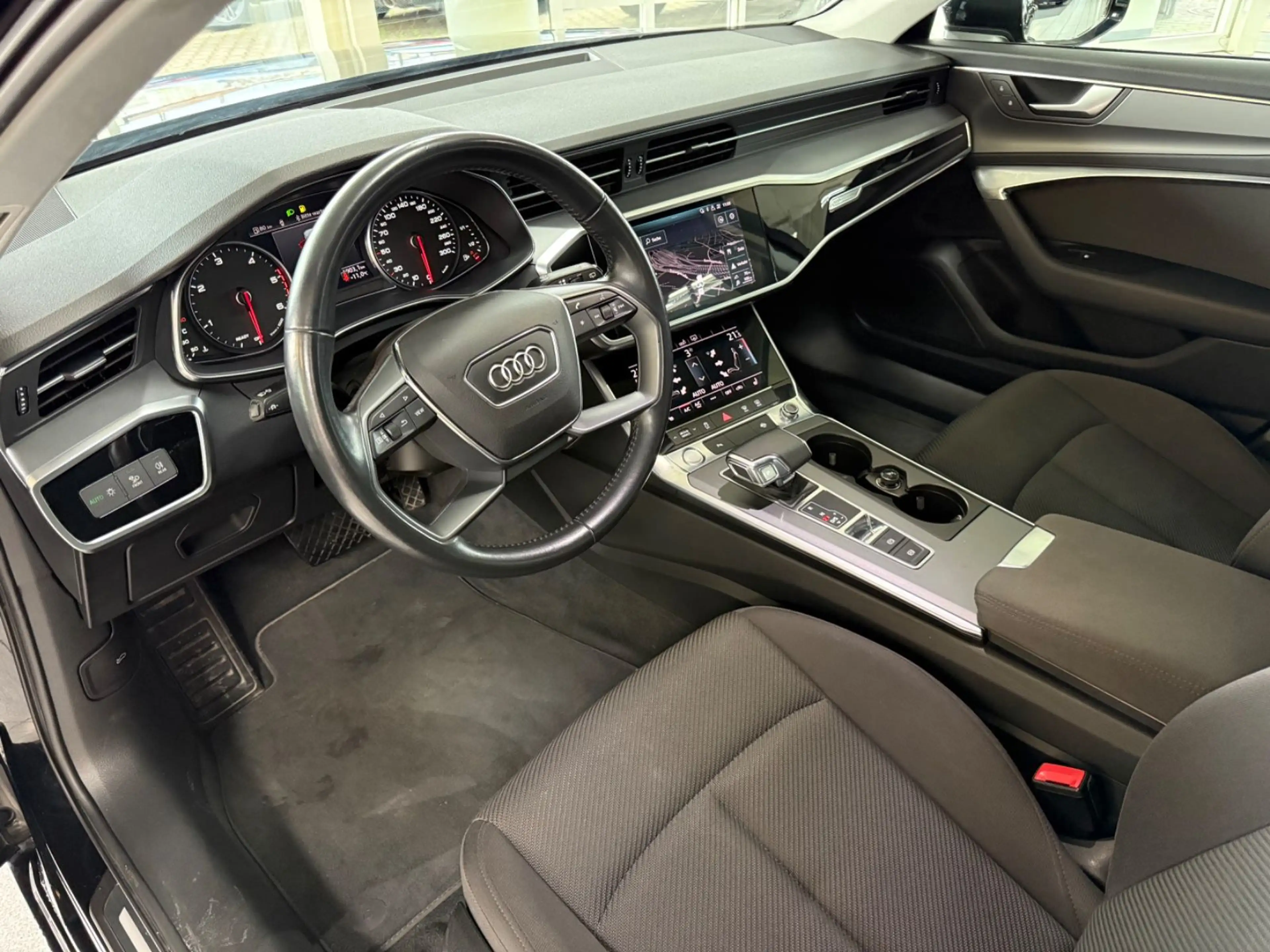 Audi A6 Avant 40 TDI LED/NAVI/DAB/PDC V-H — photo 7