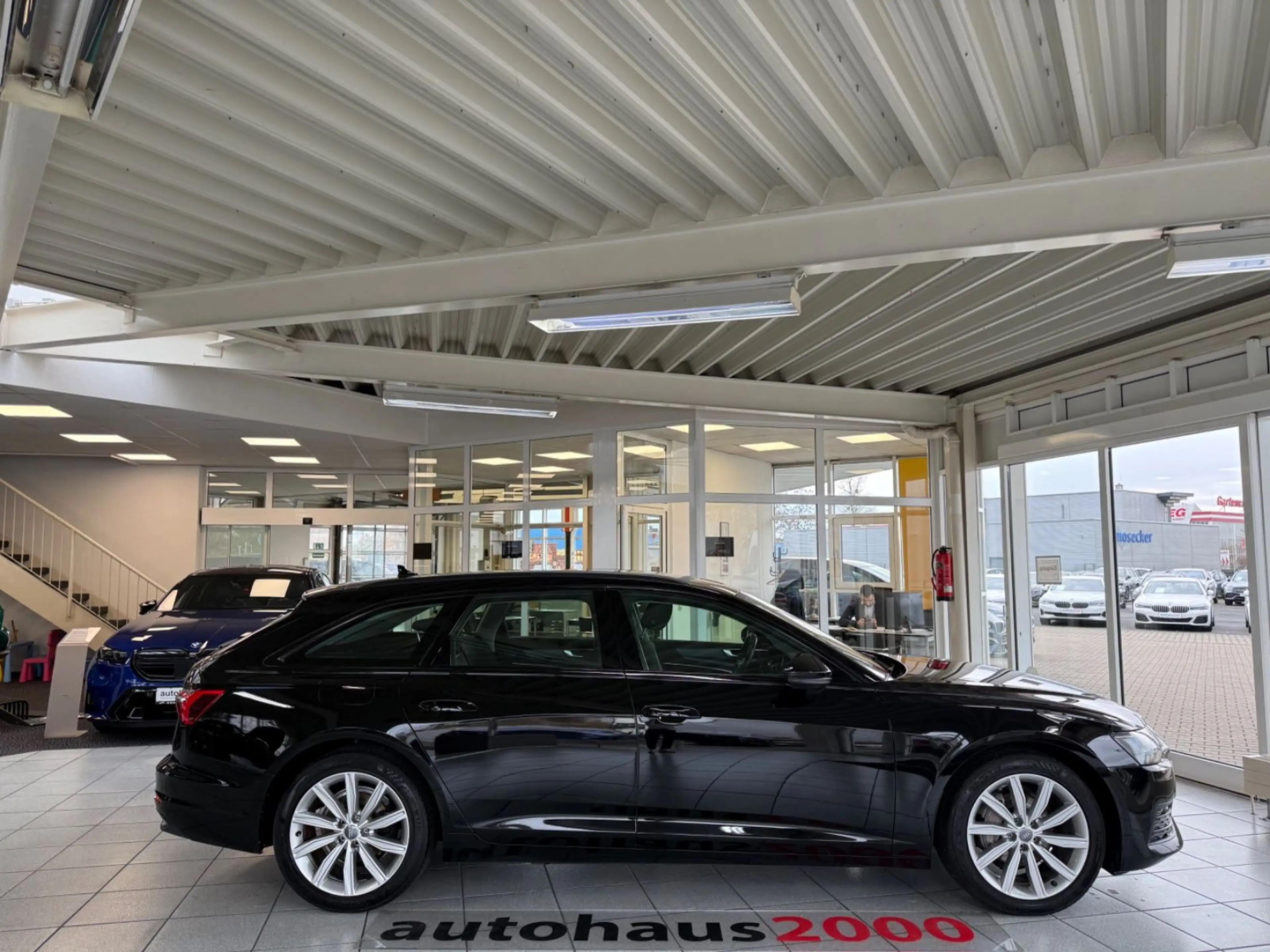 Audi A6 Avant 40 TDI LED/NAVI/DAB/PDC V-H — photo 2
