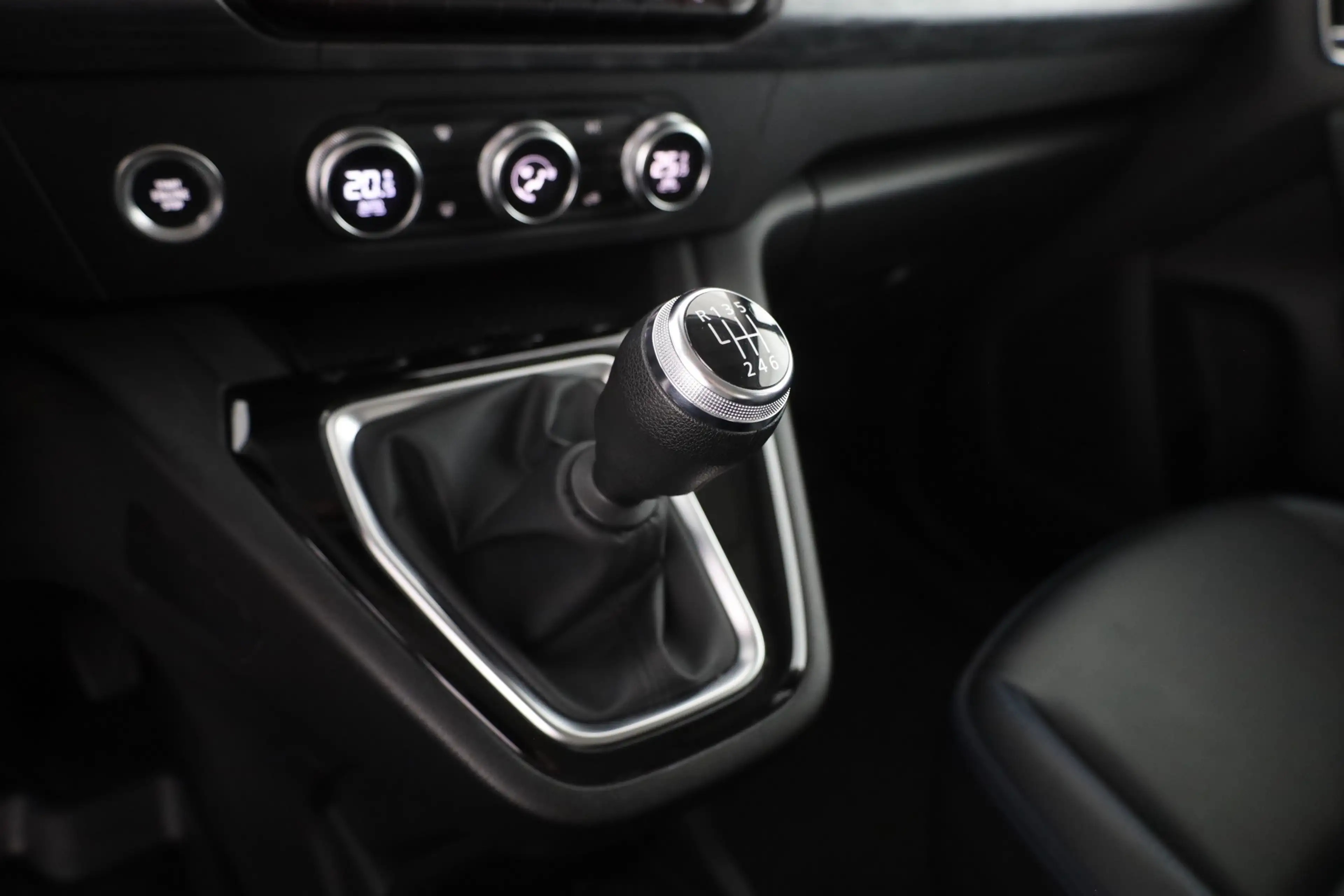 Nissan Townstar Kombi 1.3 DIG-T L1 Tekna LED Navi 360° — photo 13