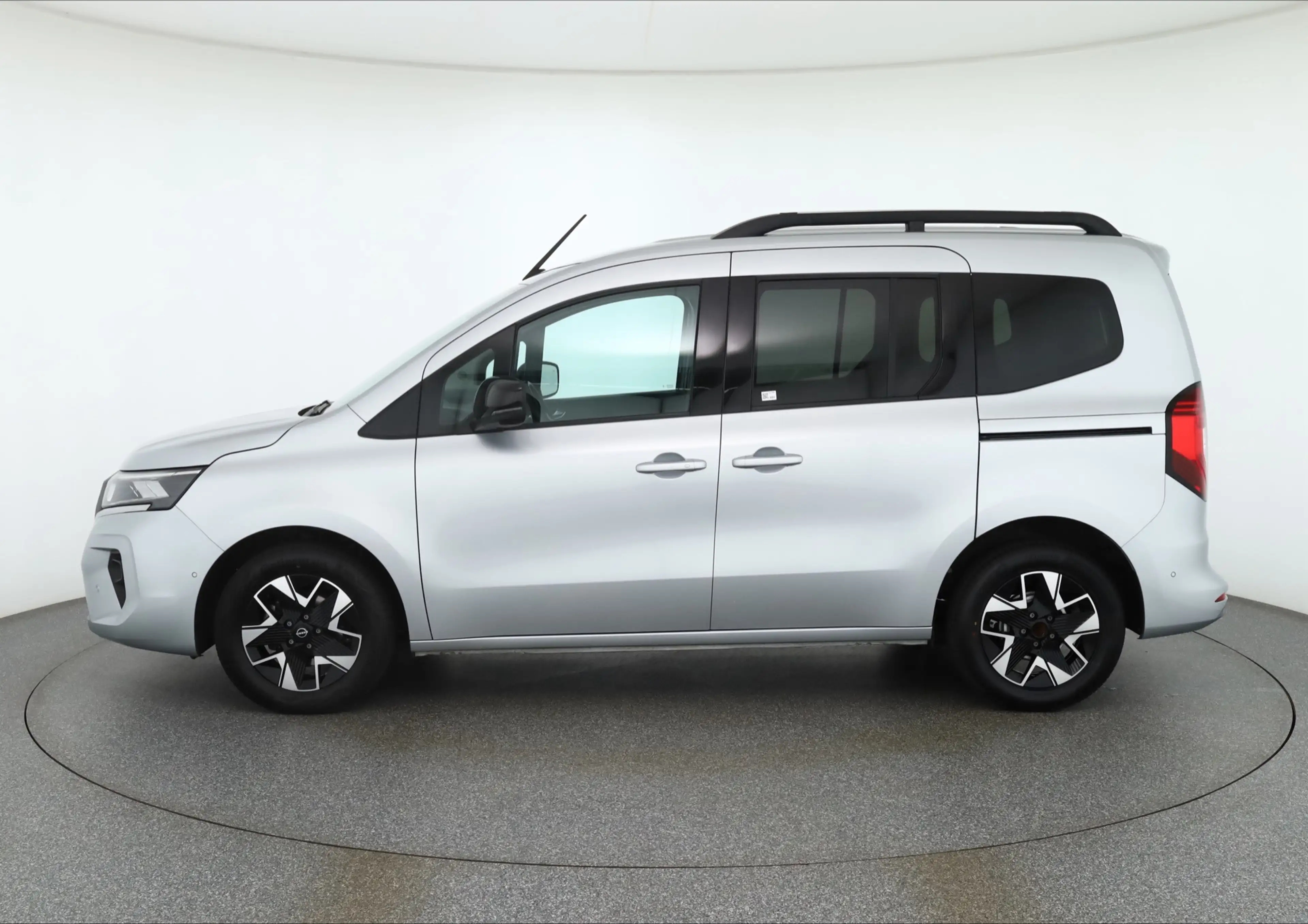 Nissan Townstar Kombi 1.3 DIG-T L1 Tekna LED Navi 360° — photo 2
