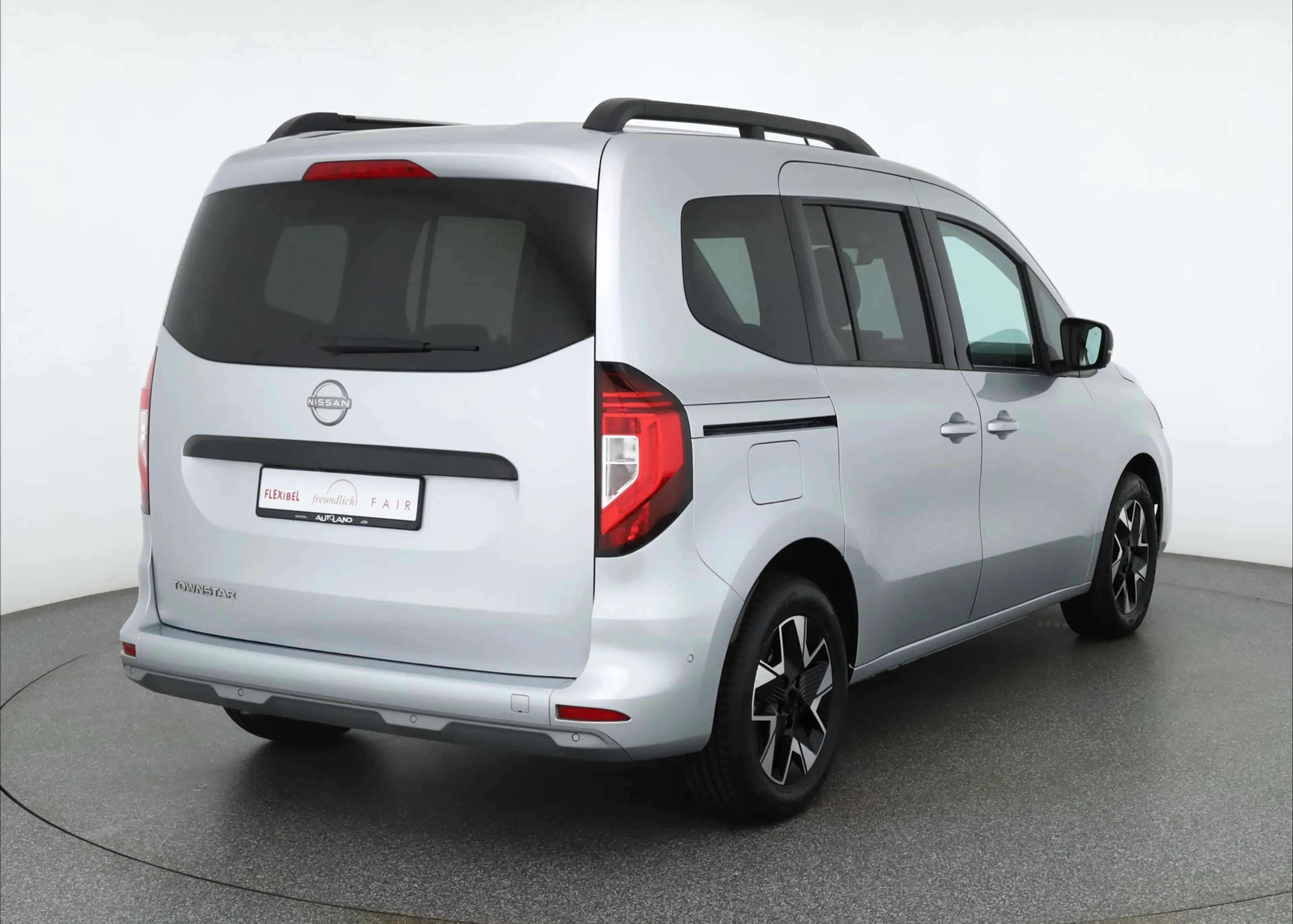 Nissan Townstar Kombi 1.3 DIG-T L1 Tekna LED Navi 360° — photo 5