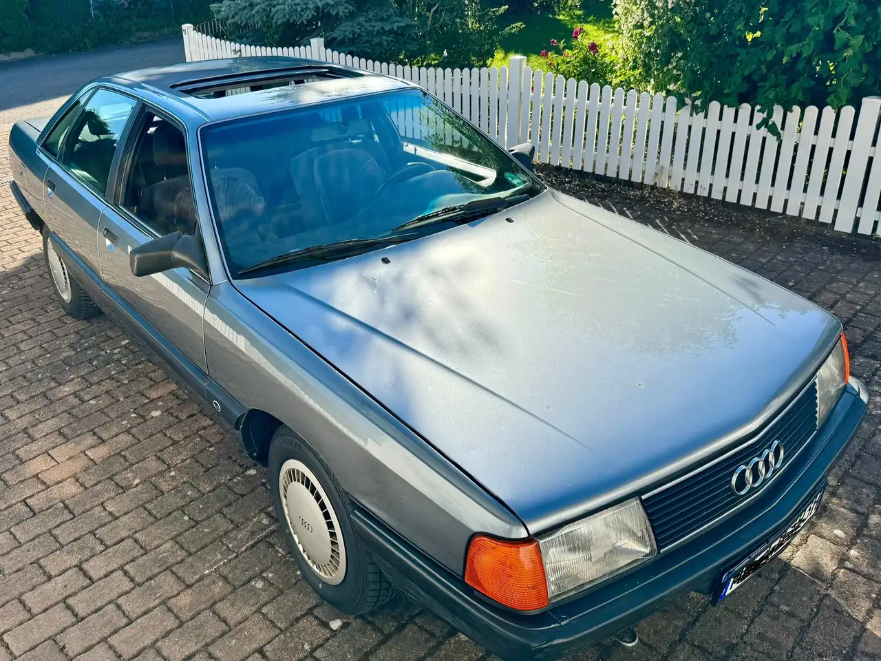 Audi 100 2.3 E Komfort, foto 1