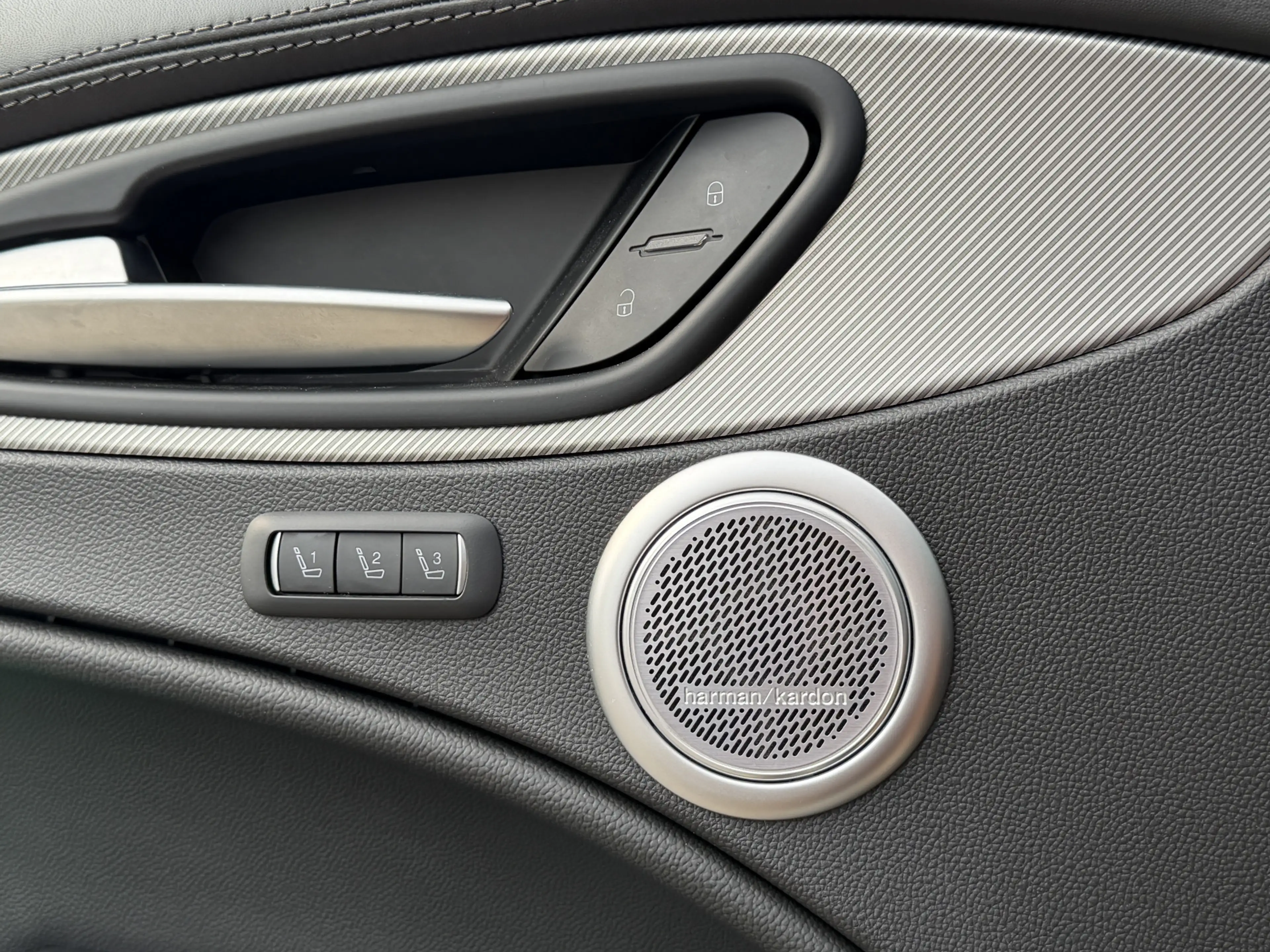 Alfa Romeo Stelvio 2.0 T AWD Veloce | Panodak | ACC | H&K audio | Mem — photo 15