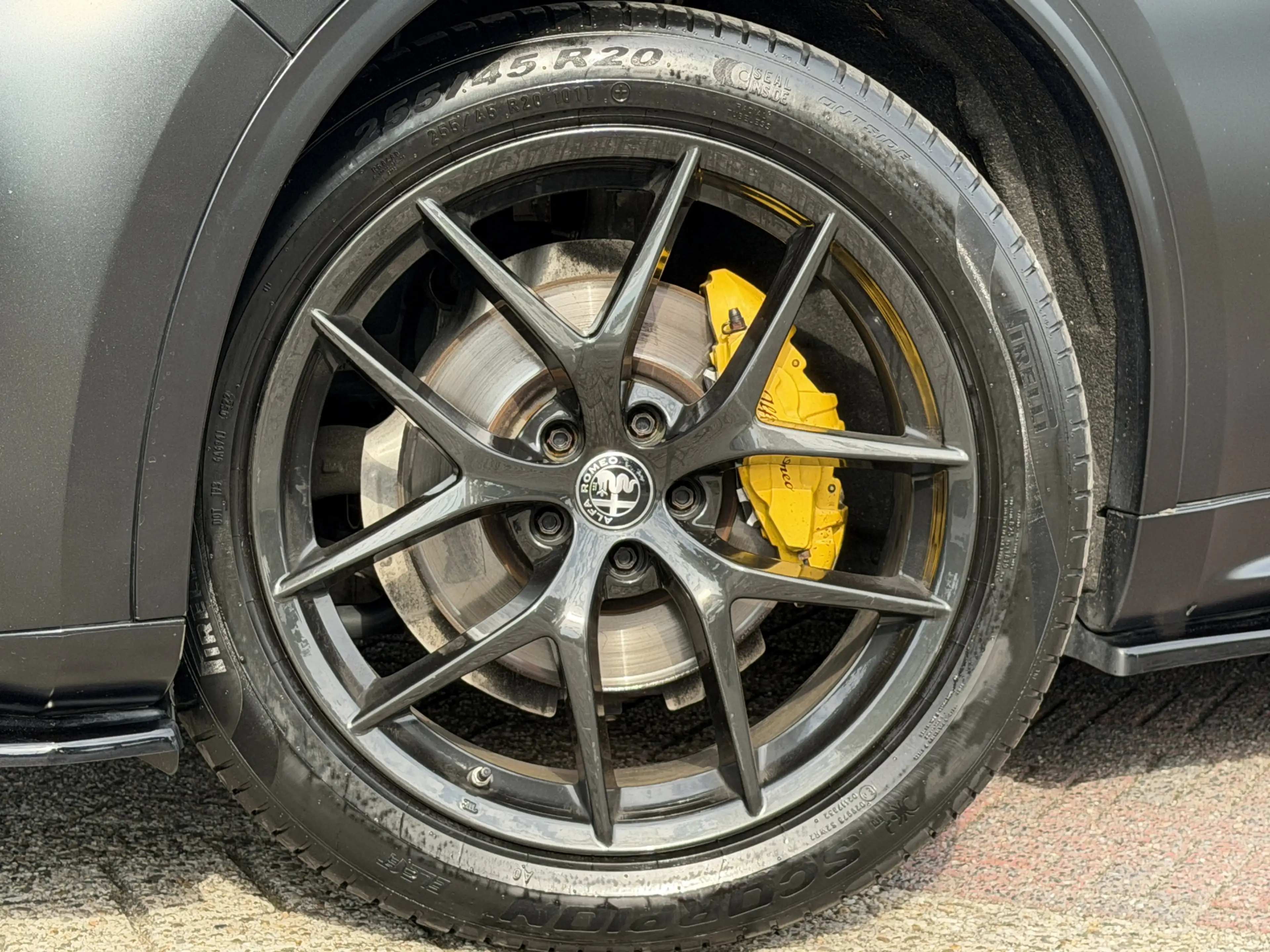 Alfa Romeo Stelvio 2.0 T AWD Veloce | Panodak | ACC | H&K audio | Mem — photo 10