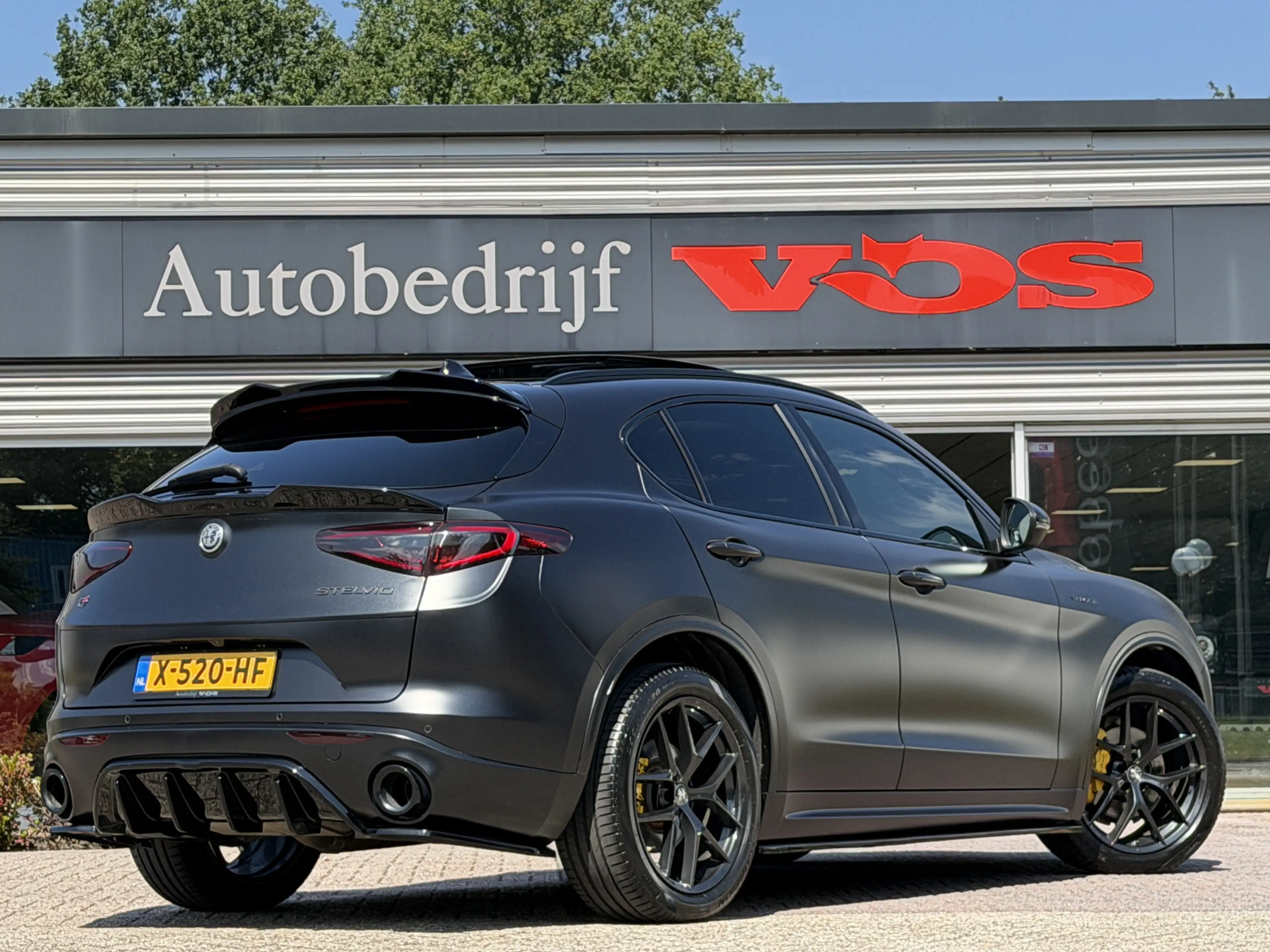 Alfa Romeo Stelvio 2.0 T AWD Veloce | Panodak | ACC | H&K audio | Mem — photo 9