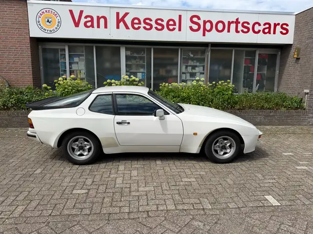 Porsche 944 2.5 Coupé (origineel Nederlands)
