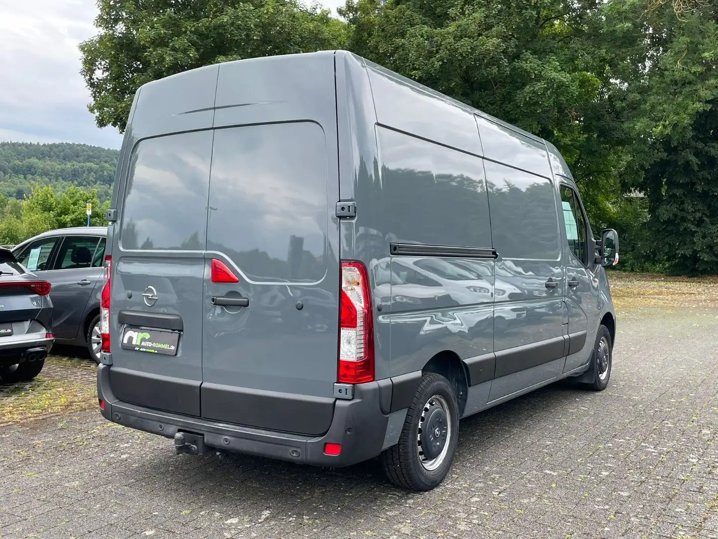 Opel Movano B KA 2.3 CDTI L2H2 Sortimo AHK RFK Klima Grau - 2