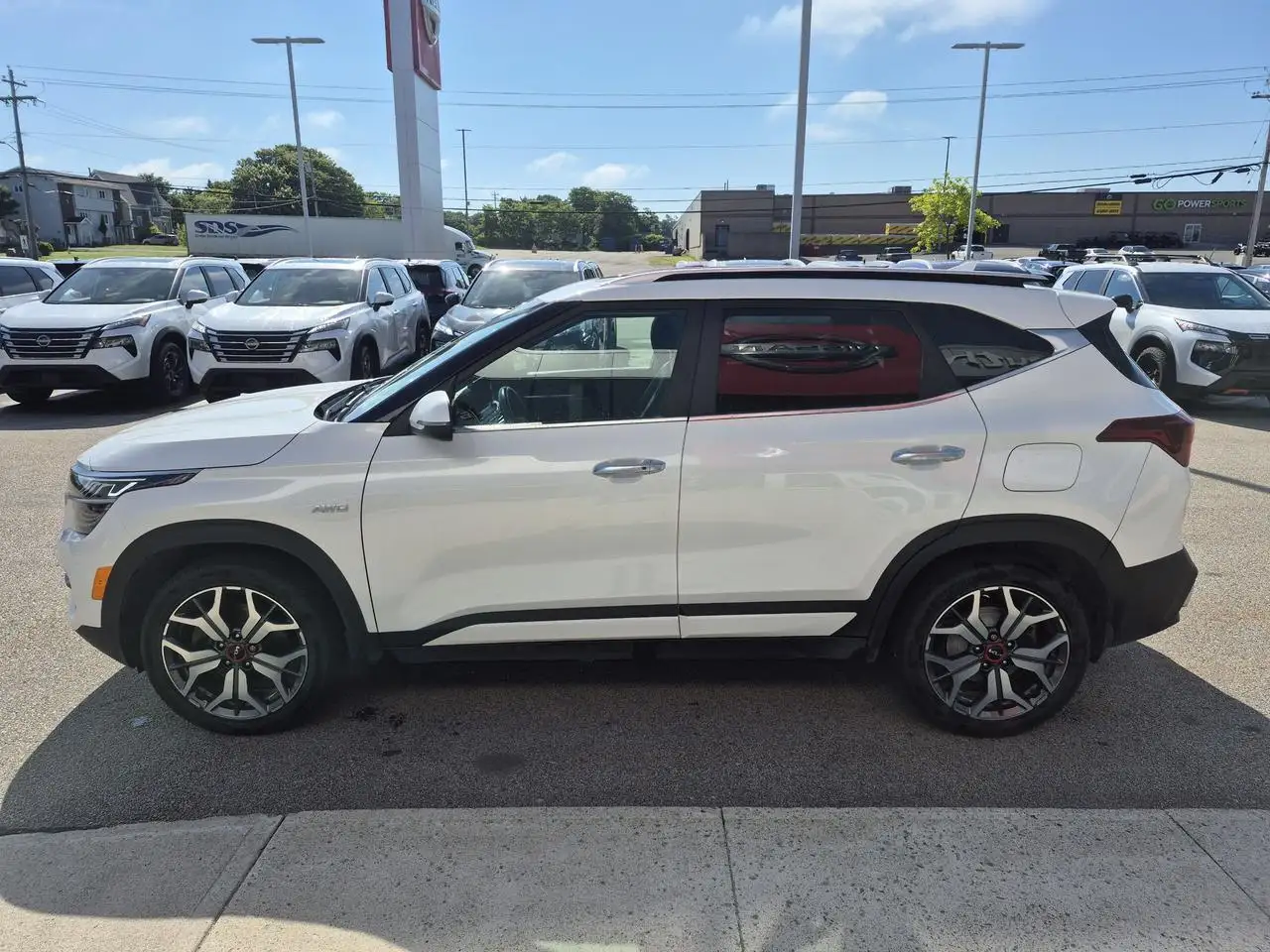 Kia Seltos снимка Kia Seltos