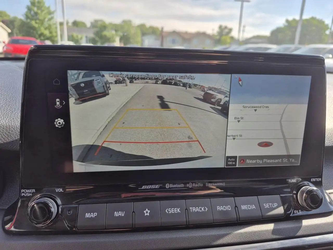 Kia Seltos снимка Kia Seltos