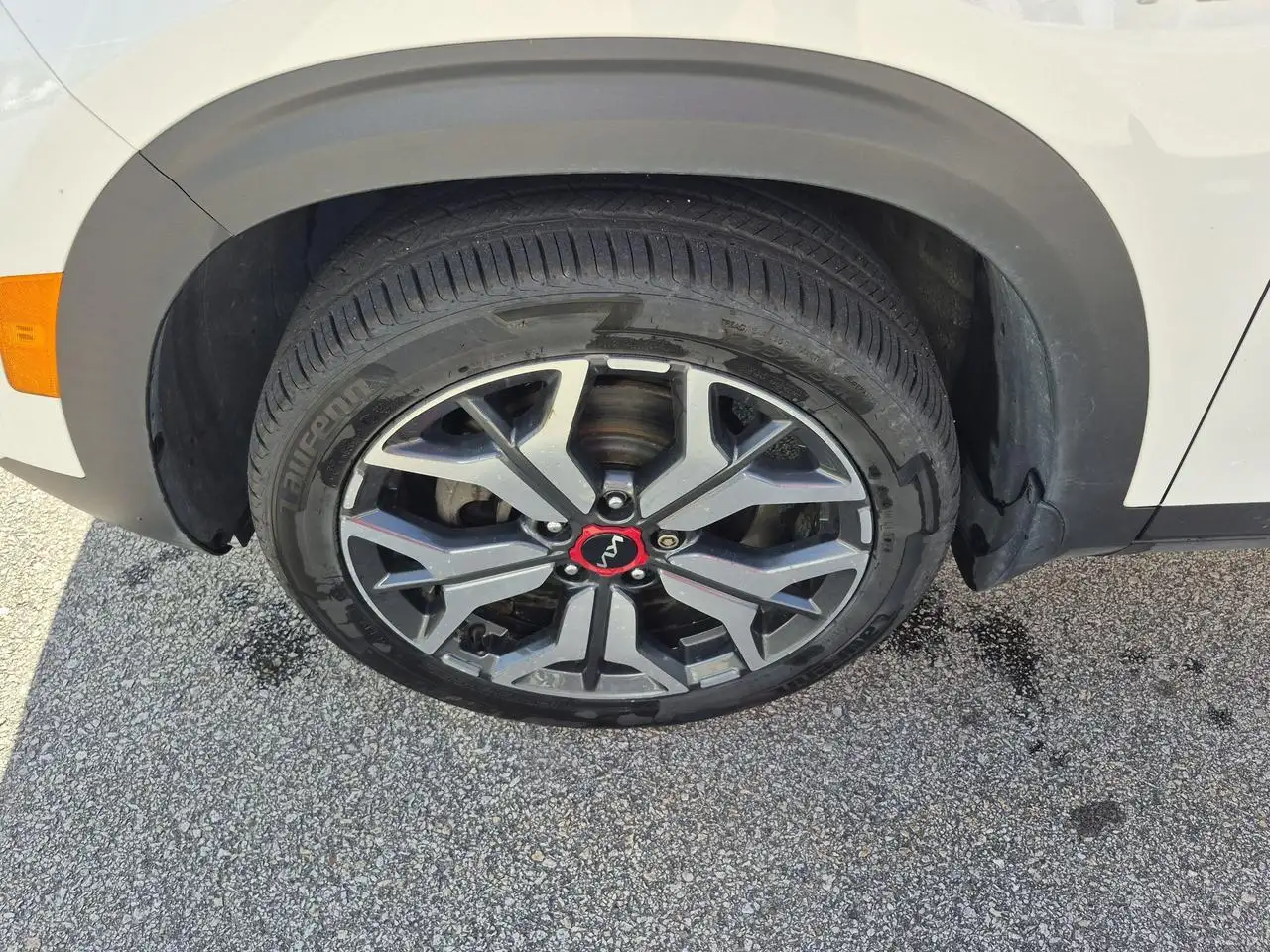 Kia Seltos снимка Kia Seltos
