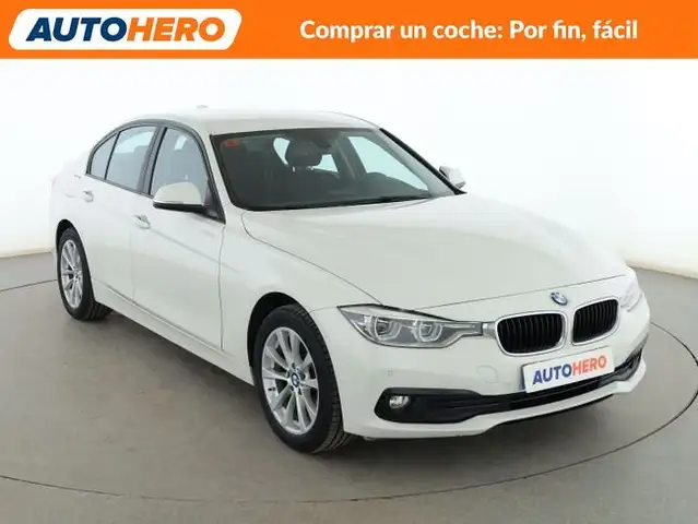 BMW 3 Series view 8