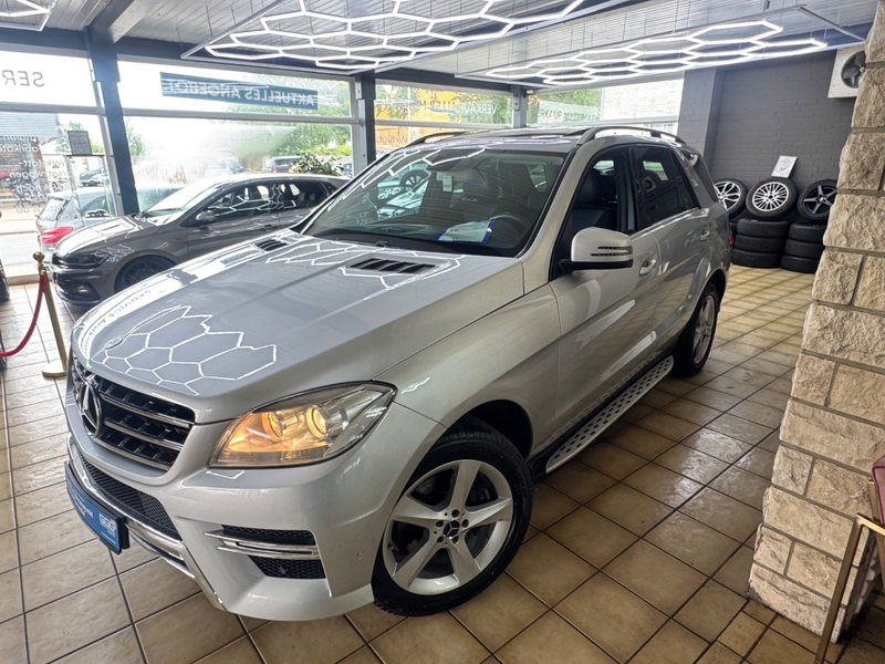 Mercedes-Benz ML 350 CDI AMG LINE BlueTec*AHK*BT*ELEK-SITZ*SHZ — photo 7