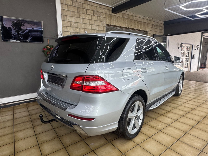 Mercedes-Benz ML 350 CDI AMG LINE BlueTec*AHK*BT*ELEK-SITZ*SHZ — photo 5