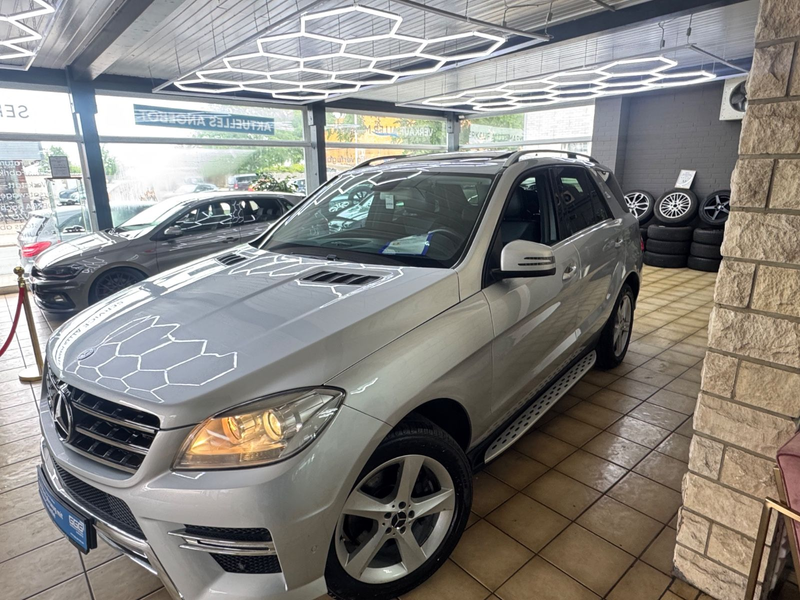 Mercedes-Benz ML 350 CDI AMG LINE BlueTec*AHK*BT*ELEK-SITZ*SHZ — photo 10