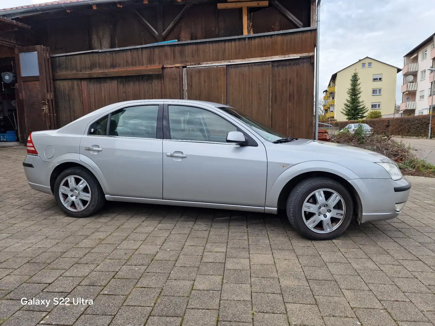 Ford Mondeo Ghia, Rentnerauto, 1 Hand, Tüv/Au Neu Silber - 1