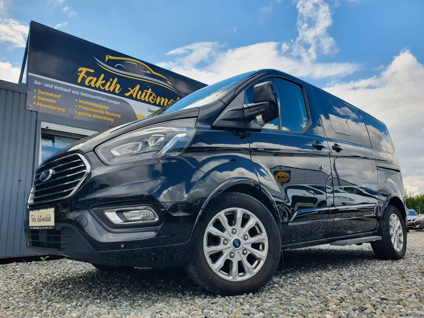 Ford Transit TourneoCustomKombi Automatik Navi Leder 8-Sitzer Schwarz - 1