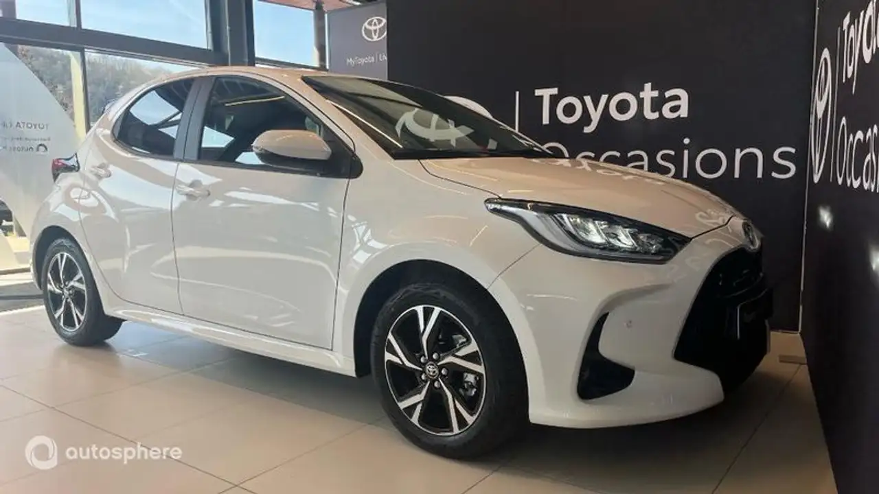 Toyota Yaris Yaris — photo 2