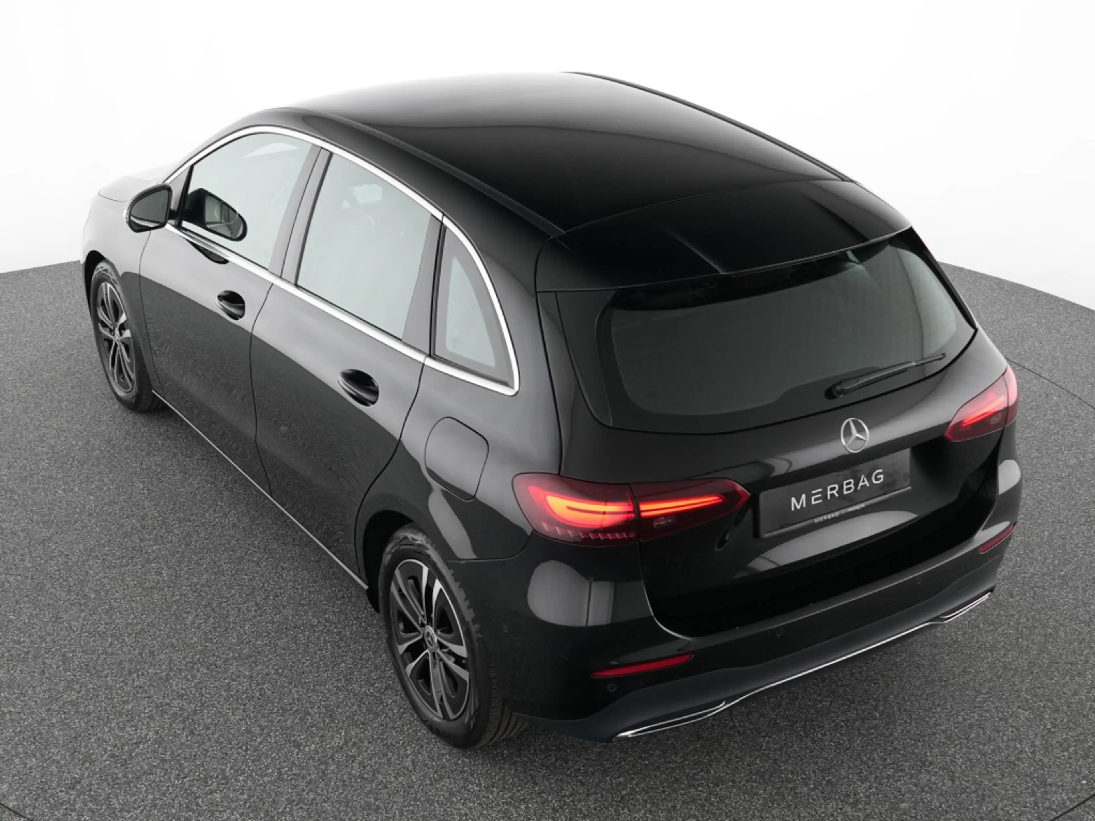 Mercedes-Benz B 200 Progressive LED Automatik Navi Winter Kam — photo 11