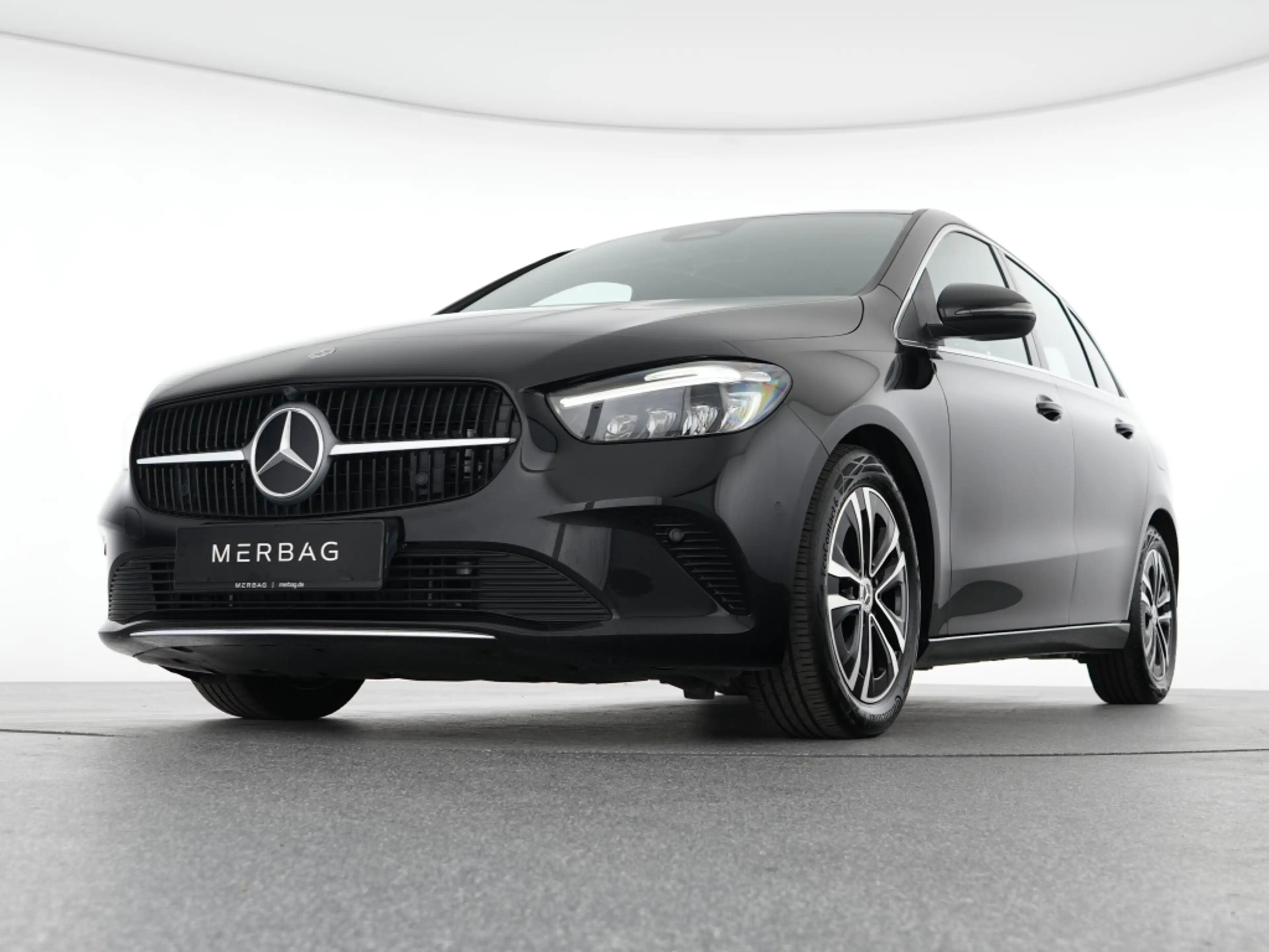 Mercedes-Benz B 200 Progressive LED Automatik Navi Winter Kam — photo 8