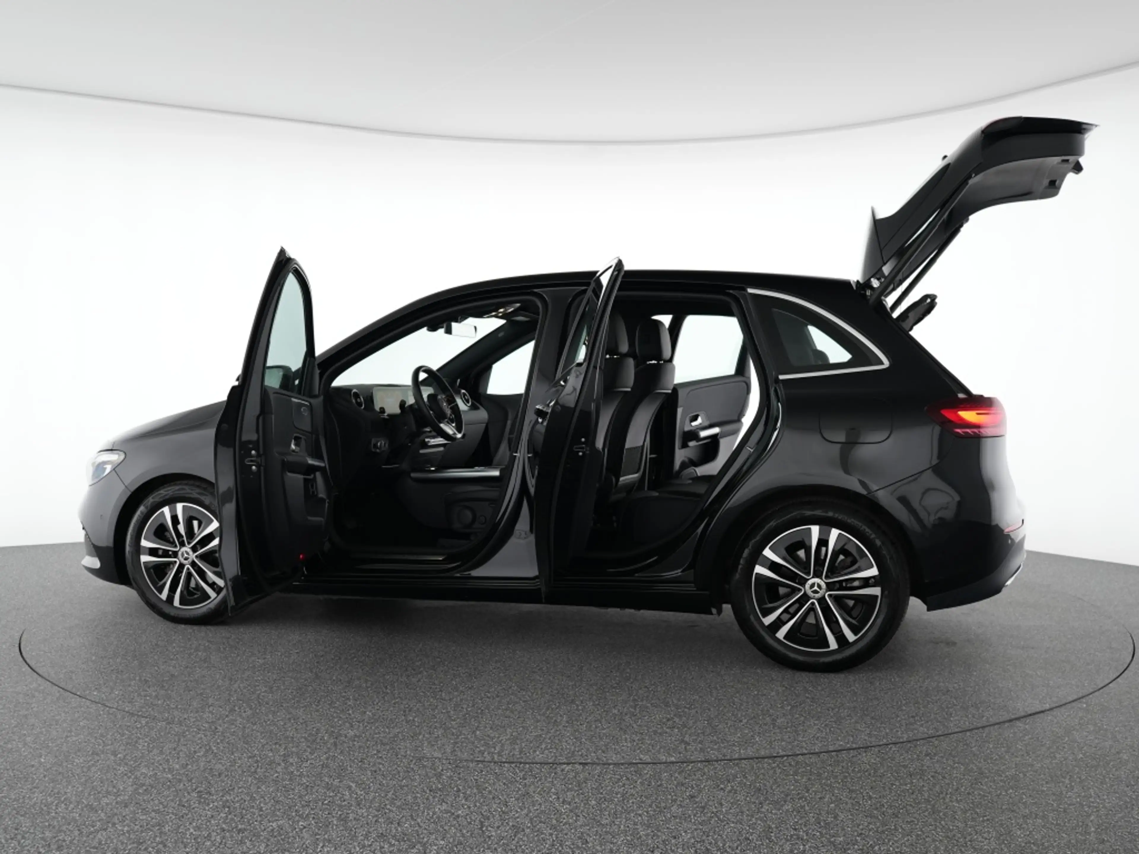Mercedes-Benz B 200 Progressive LED Automatik Navi Winter Kam — photo 14