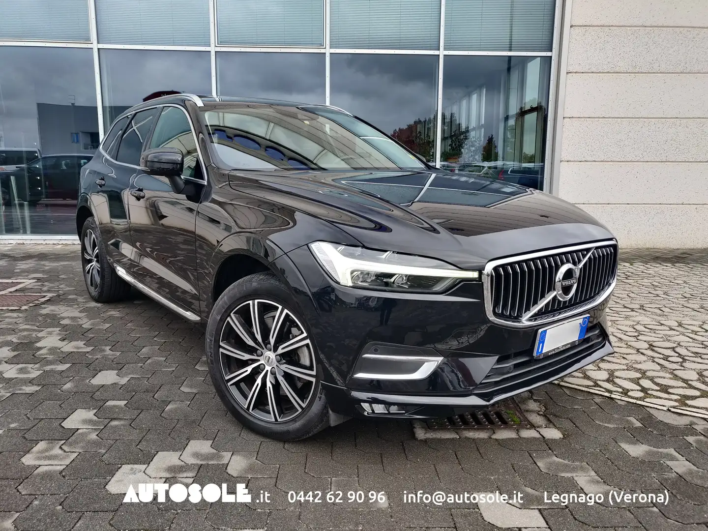 Volvo XC60 XC60 B4 Inscription Automatica Nero - 1