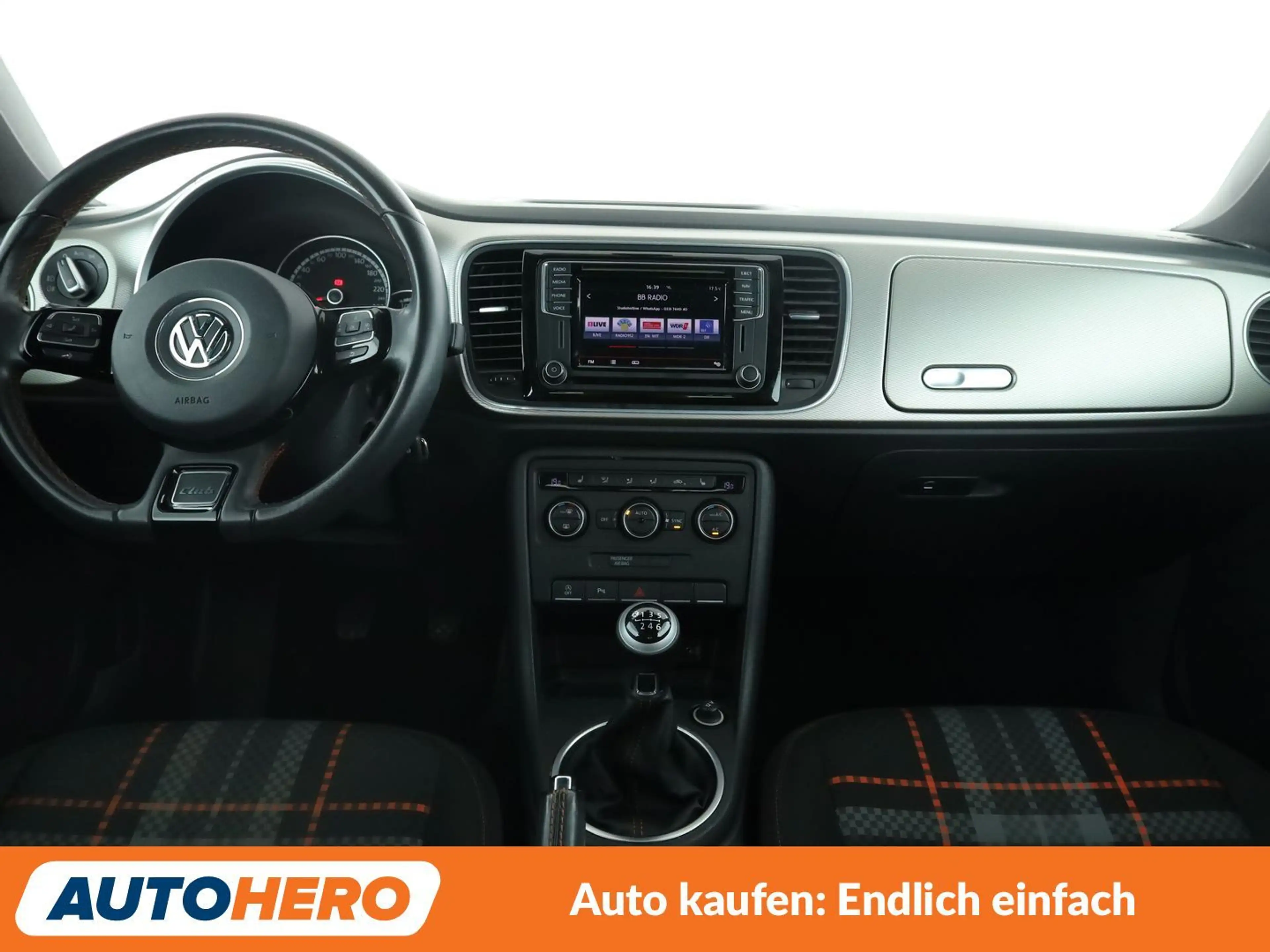 Volkswagen Beetle 1.2 TSI Club BlueMotion Tech *NAVI*TEMPO*PDC*SHZ* — photo 12