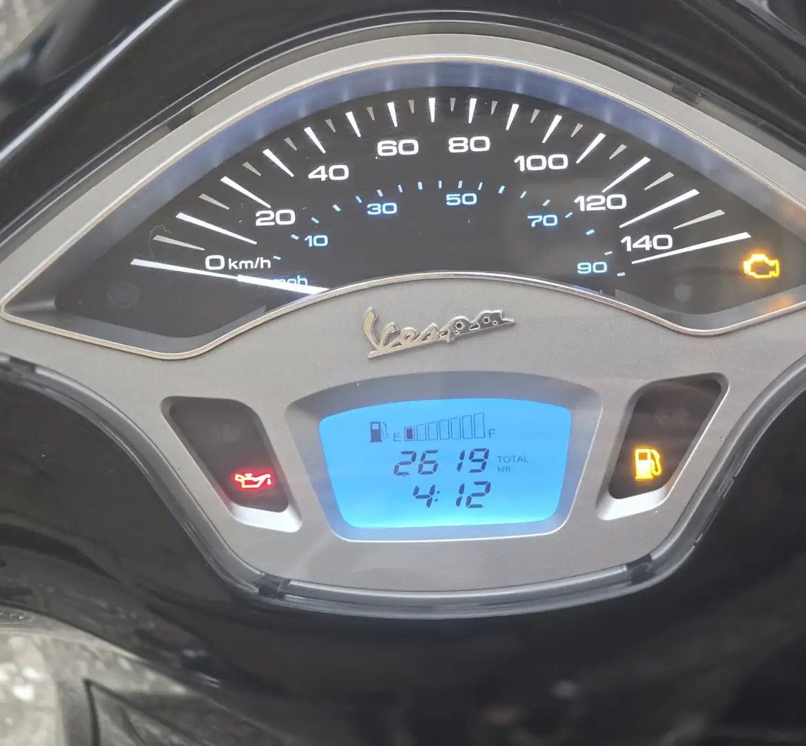 Vespa Primavera 125 Nero - 2