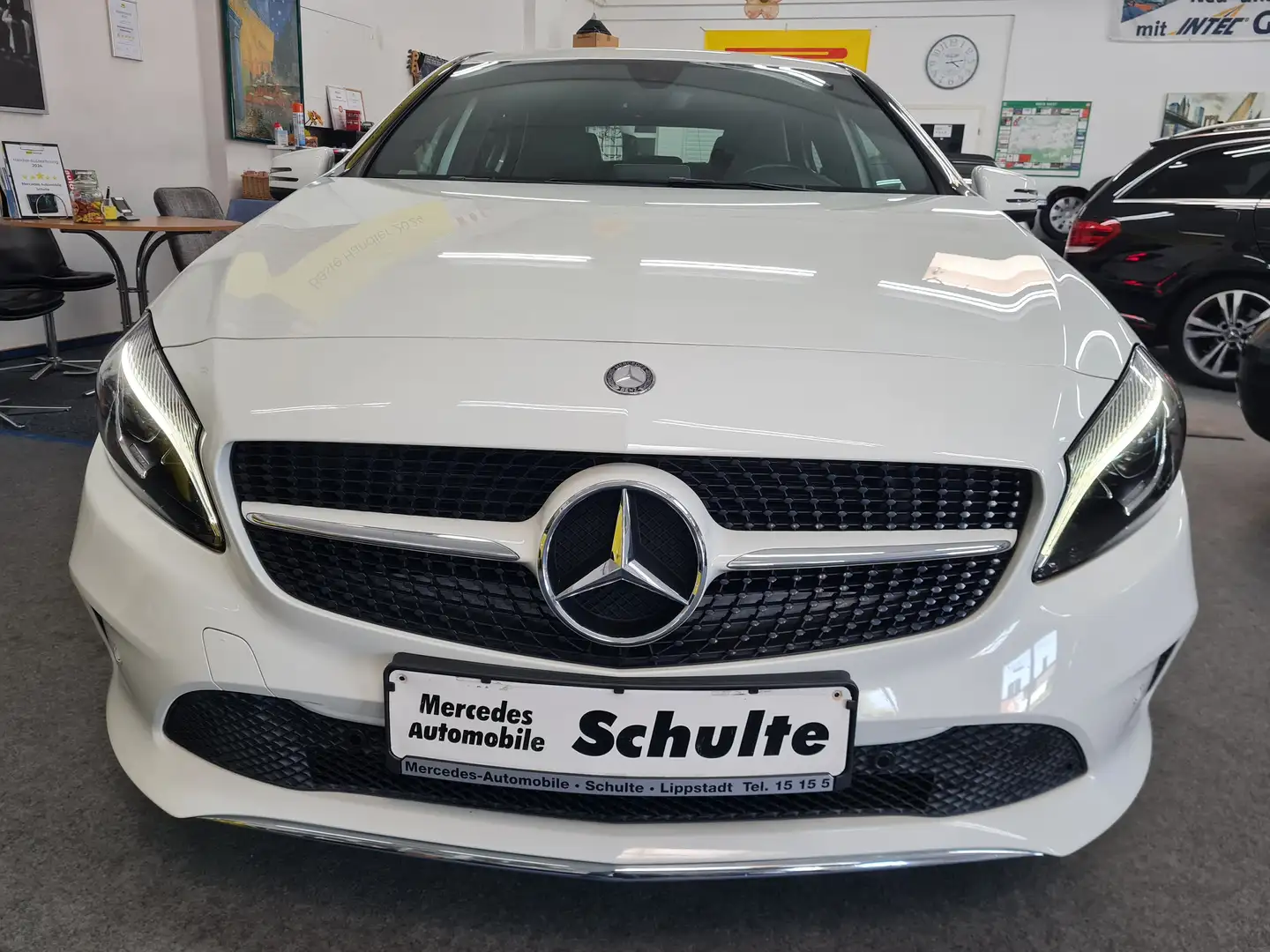 Mercedes-Benz A 180 BlueEFF Style LED Hight-Perf.Navi,ParkAssist,Allw. Weiß - 2