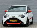 Toyota Aygo 1.0 VVT-i X-Play 3-deurs | NL auto | Apple Car Pla Weiß - thumbnail 2