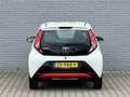 Toyota Aygo 1.0 VVT-i X-Play 3-deurs | NL auto | Apple Car Pla Weiß - thumbnail 6