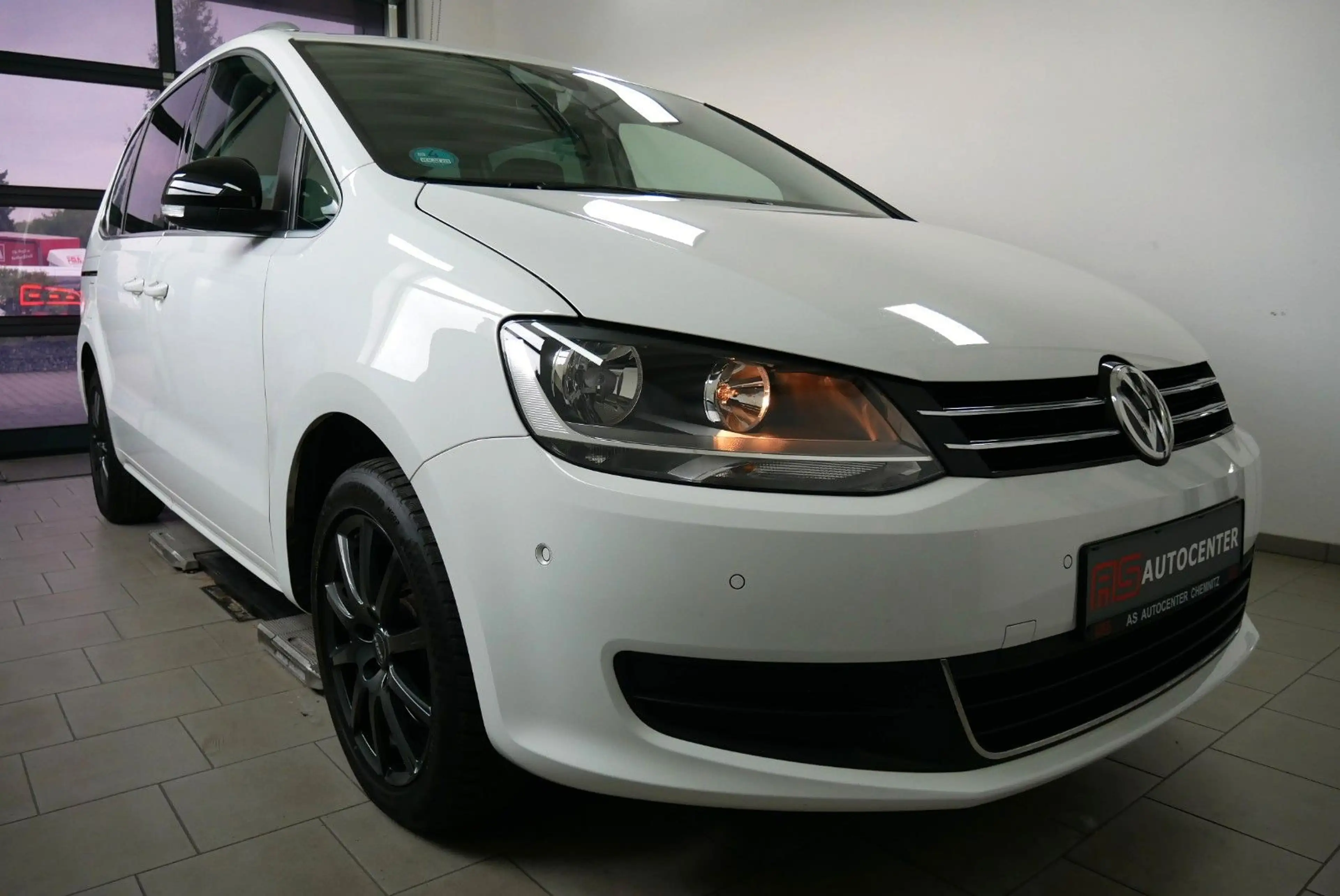 Volkswagen Sharan IQ.DRIVE DSG ACC Totwinkel Keyless PDC — photo 6