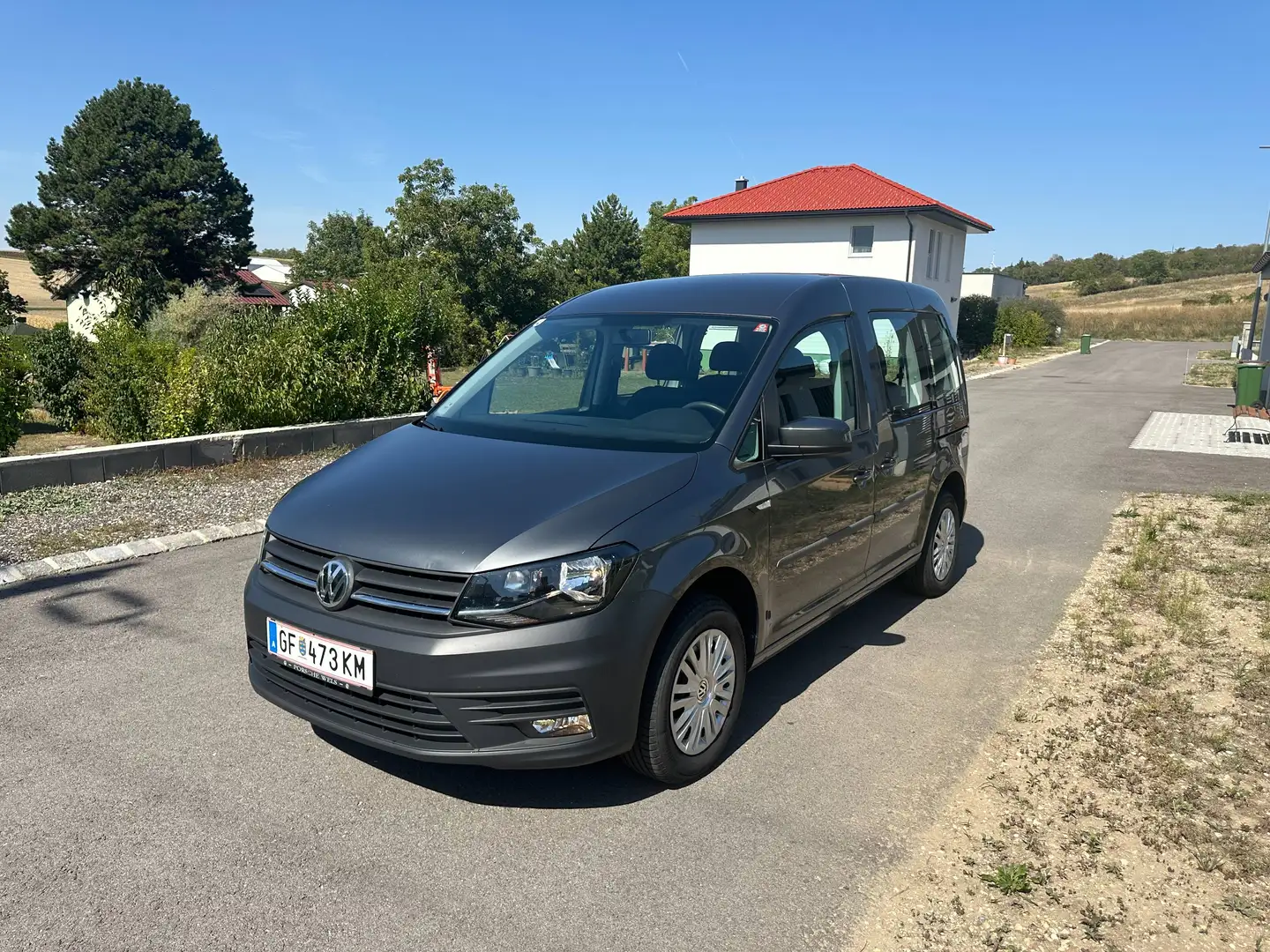 Volkswagen Caddy 2.0 TDI - Pickerl NEU bis 08/2027, 8-fach bereift Grau - 2