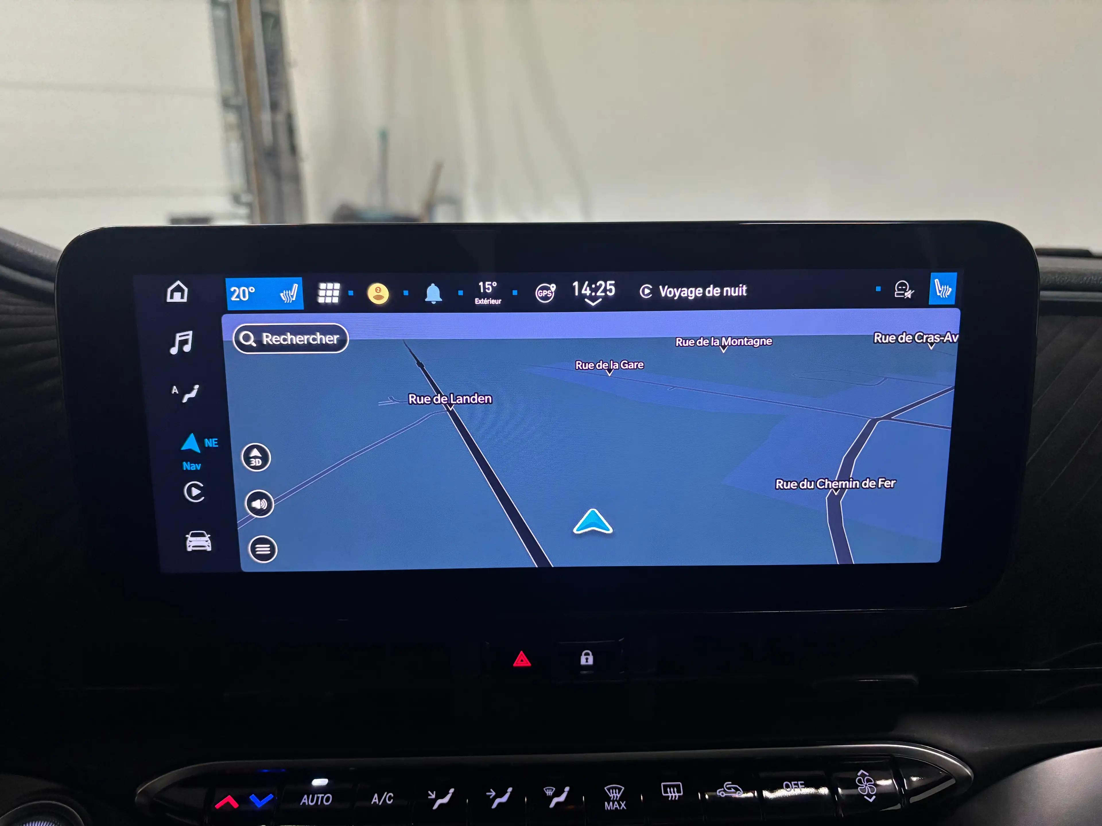 Abarth 500e * 42 kWh * Scorpionissima * Caméra * Carplay — photo 14