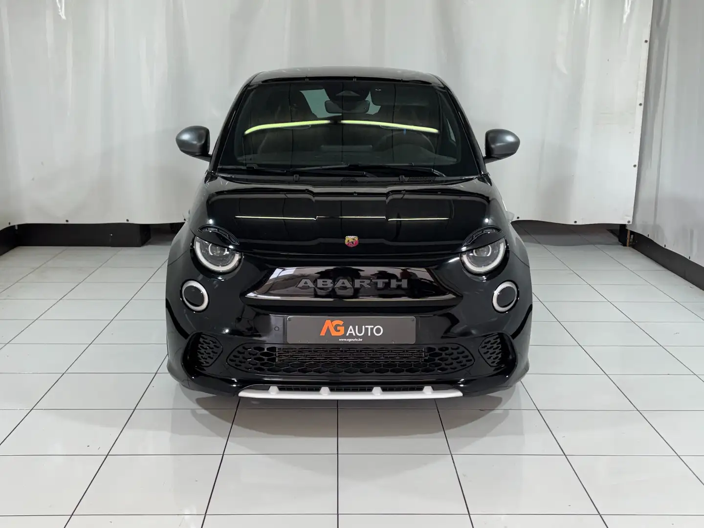 Abarth 500e * 42 kWh * Scorpionissima * Caméra * Carplay Noir - 2