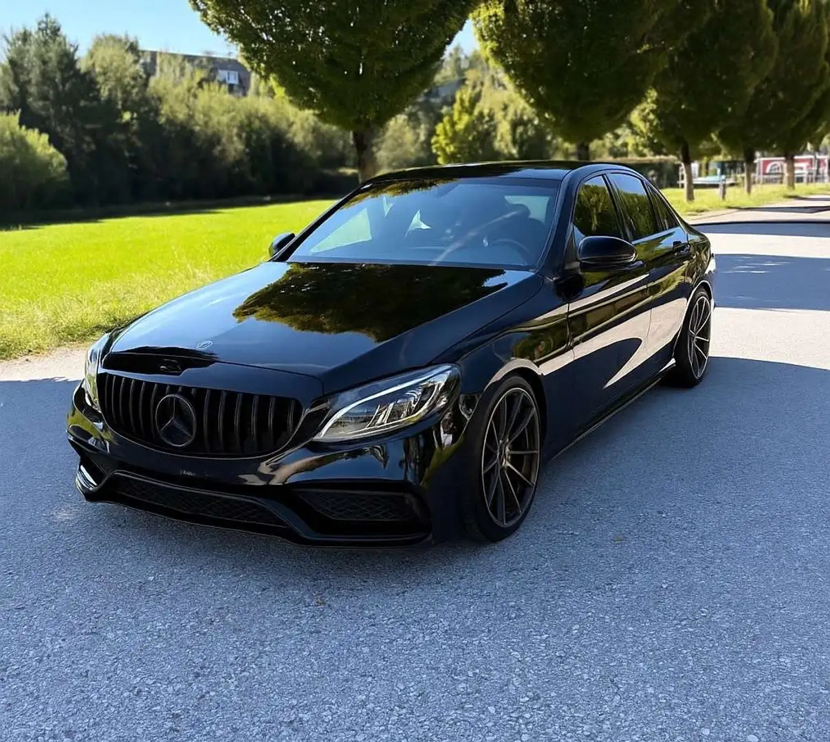 Mercedes-Benz C 180 Schwarz - 2