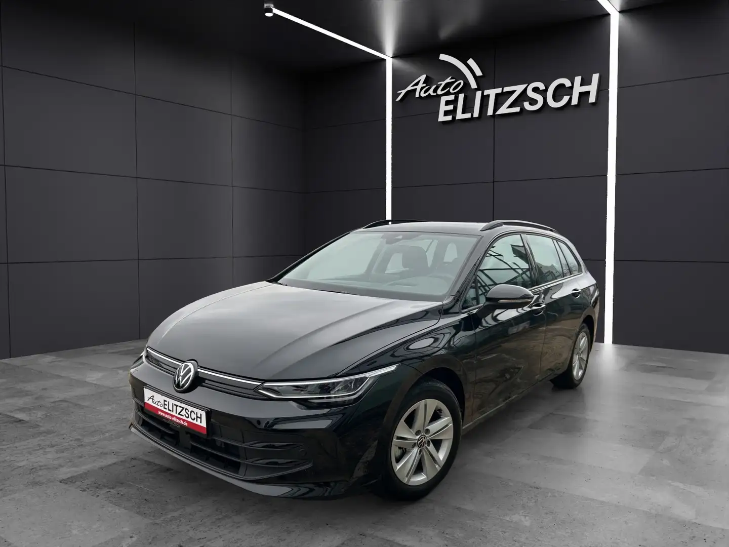 Volkswagen Golf VIII Variant eTSI Life DSG LED Navi AID HUD ACC... Schwarz - 2