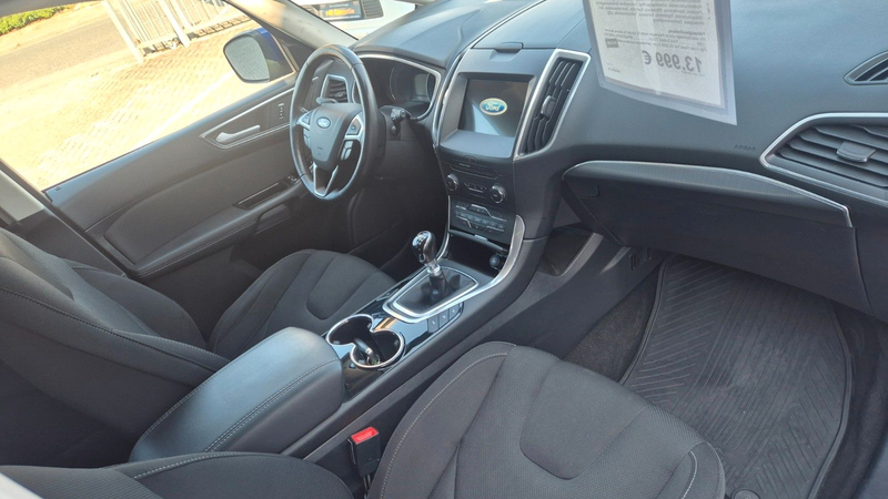 Ford S-Max S-MAX Titanium 7 Sitze — photo 13