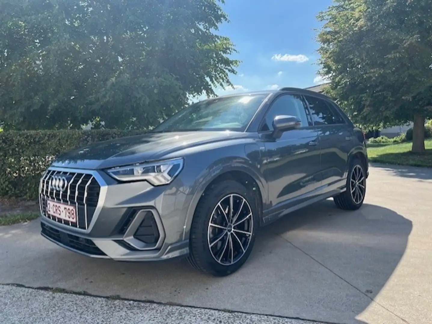 Audi Q3 Q3 45 TFSIe S tronic S line *Navi*Leder*Cam*BTW in Grijs - 1