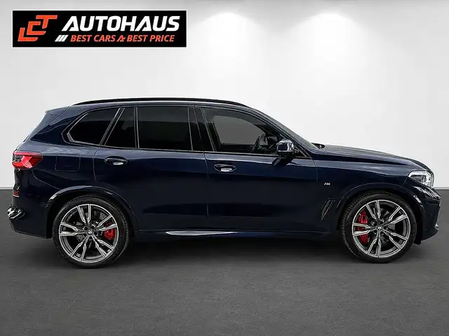 BMW X5 M view 5