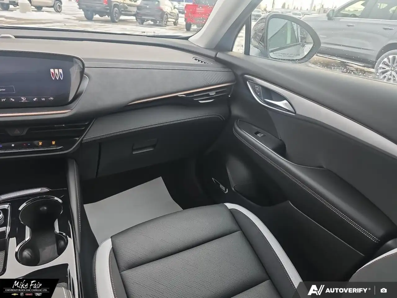 Buick Envision снимка Buick Envision